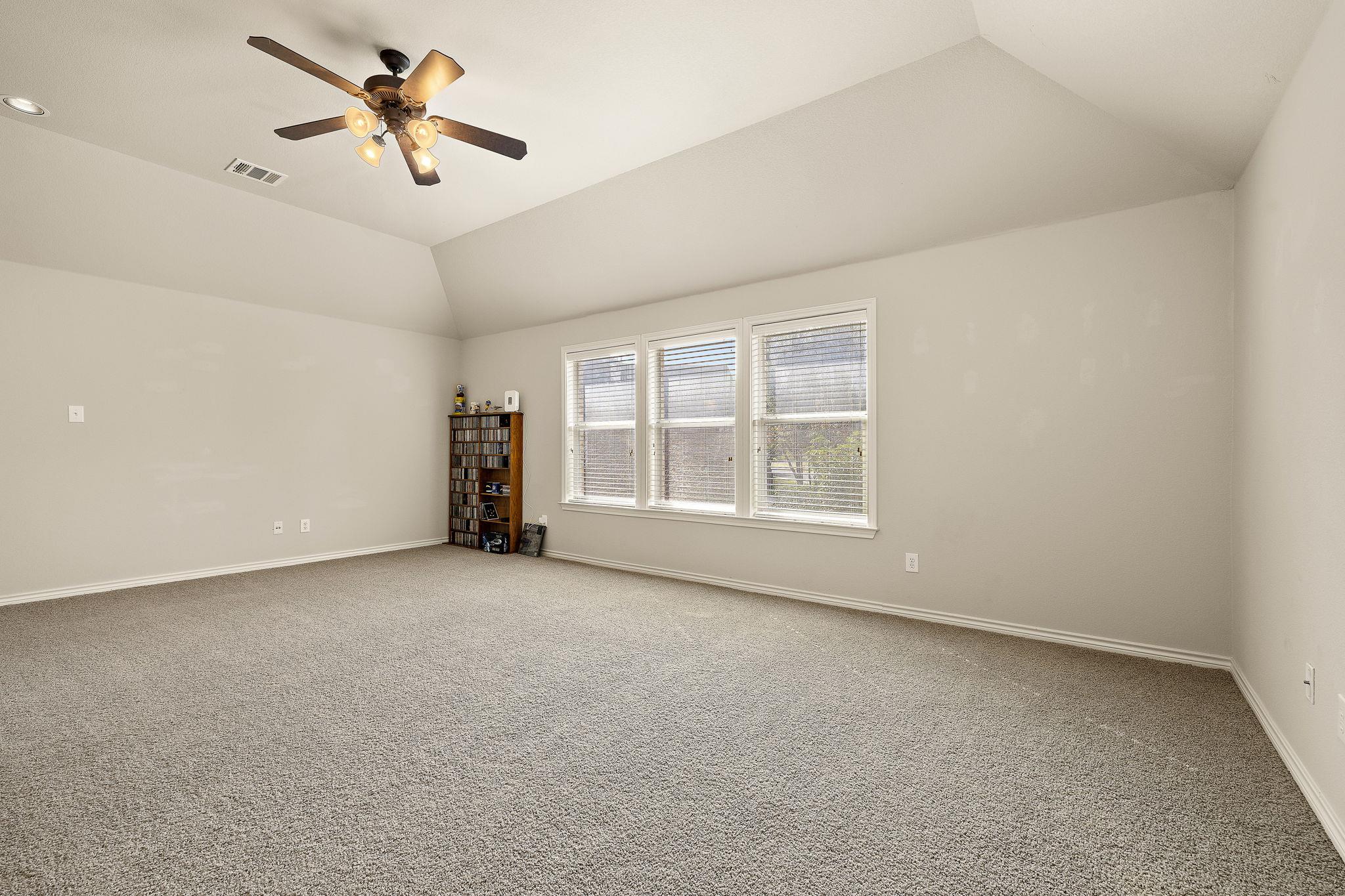 722 Tom Kite Dr, Round Rock, TX 78664