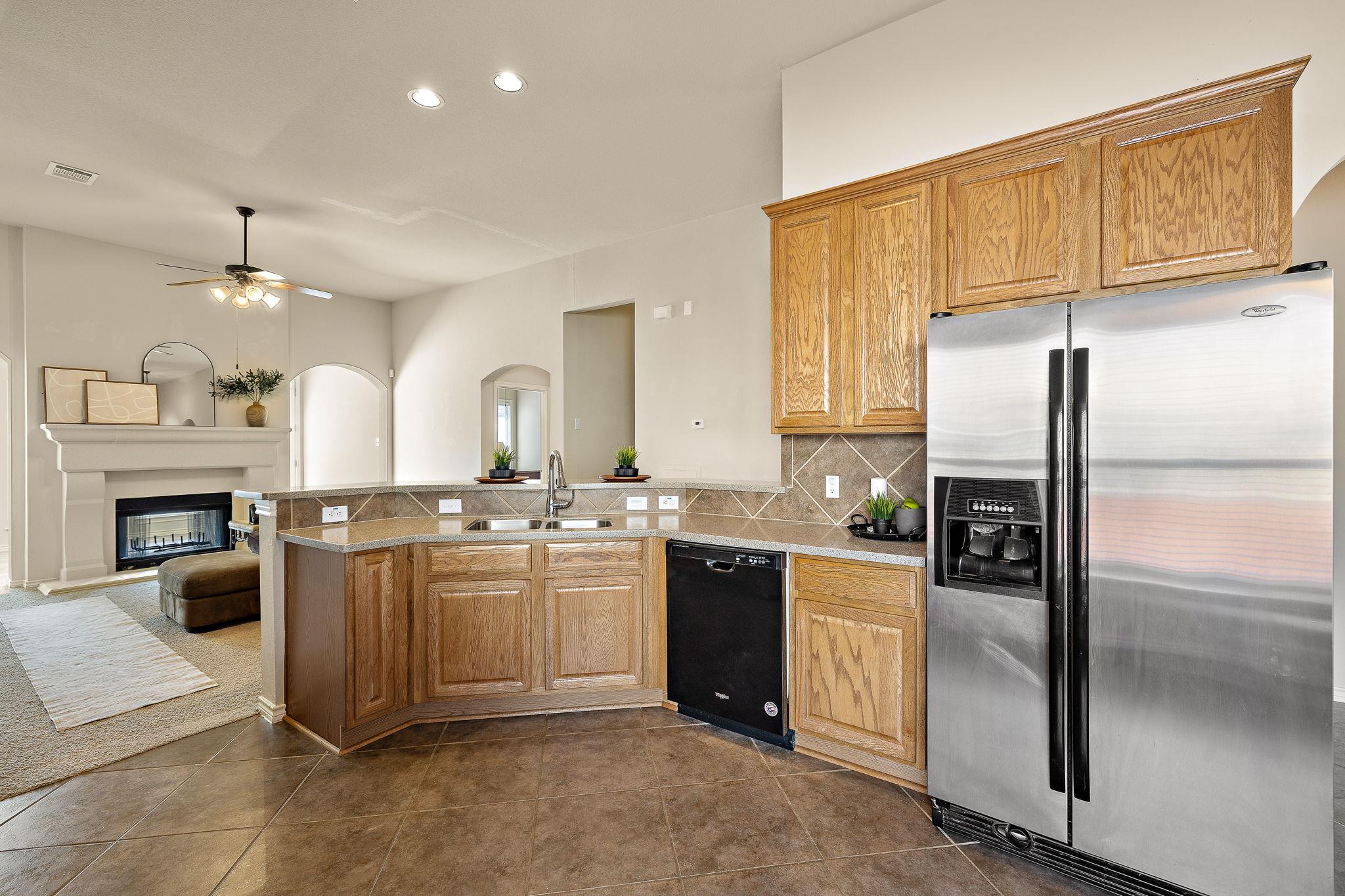 722 Tom Kite Dr, Round Rock, TX 78664