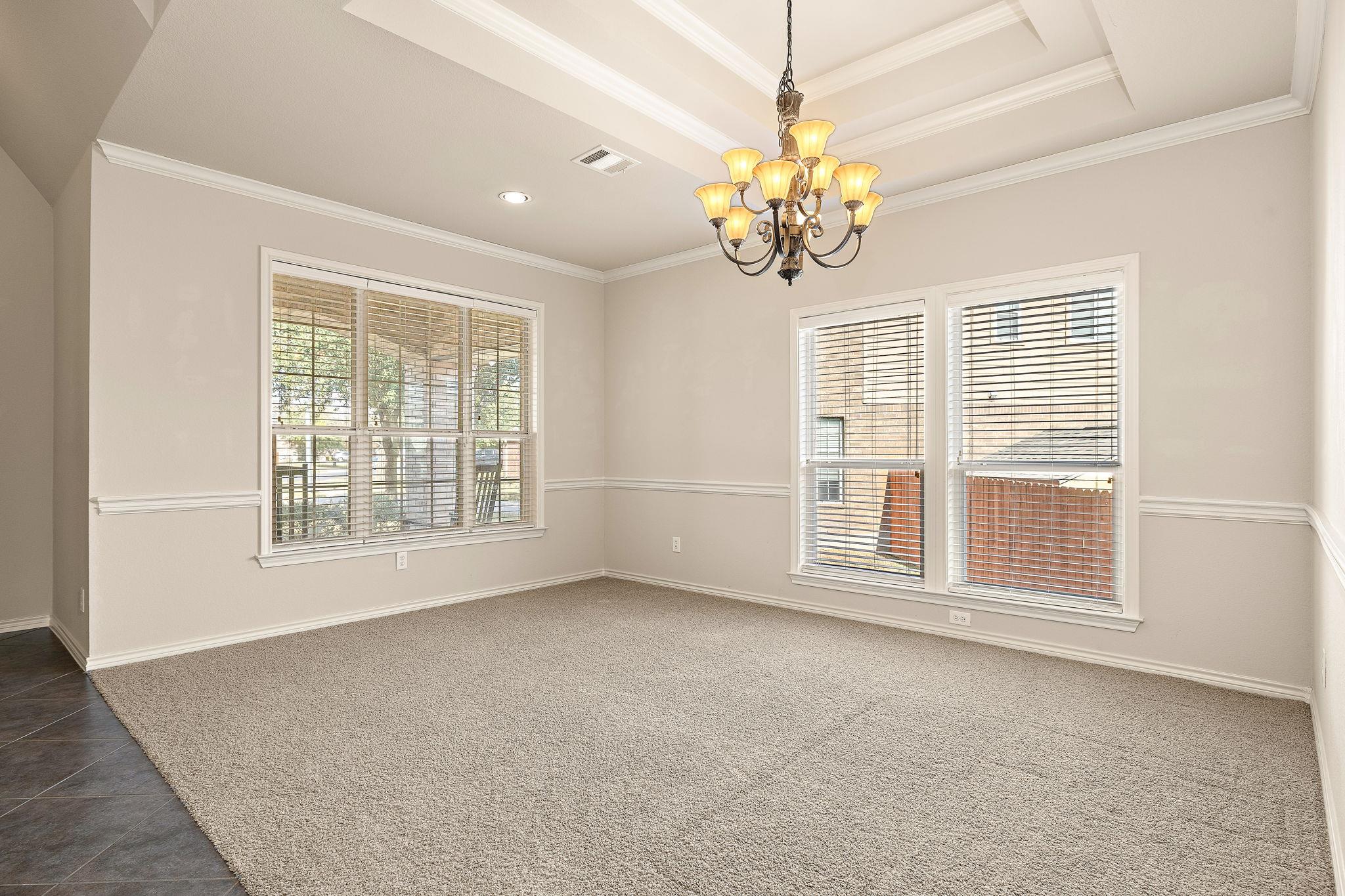 722 Tom Kite Dr, Round Rock, TX 78664