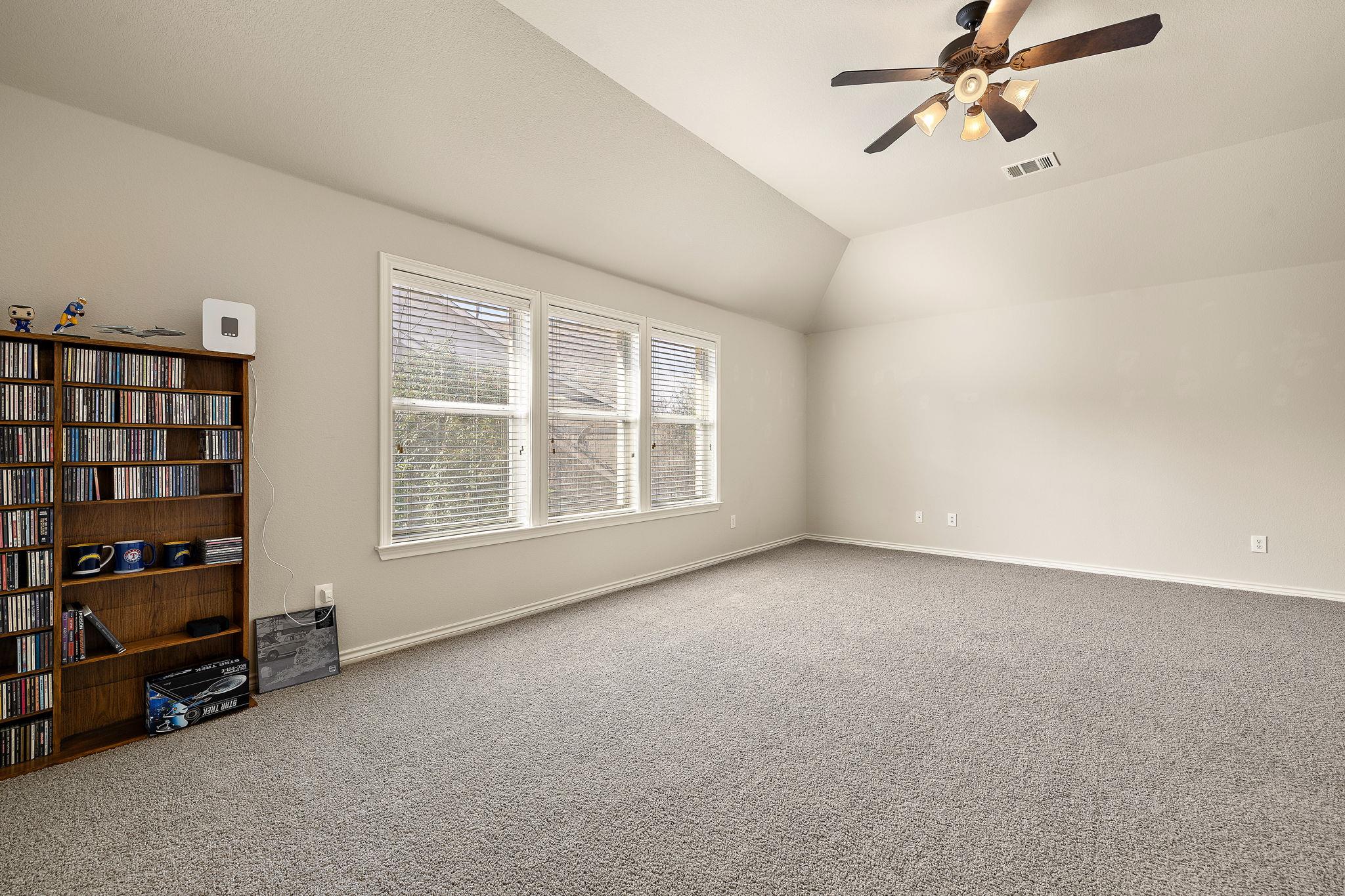 722 Tom Kite Dr, Round Rock, TX 78664