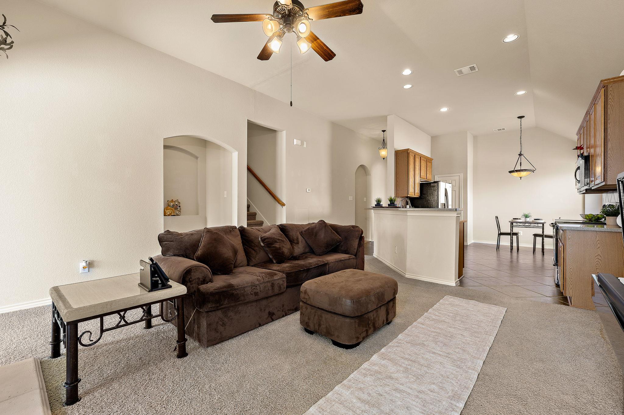 722 Tom Kite Dr, Round Rock, TX 78664