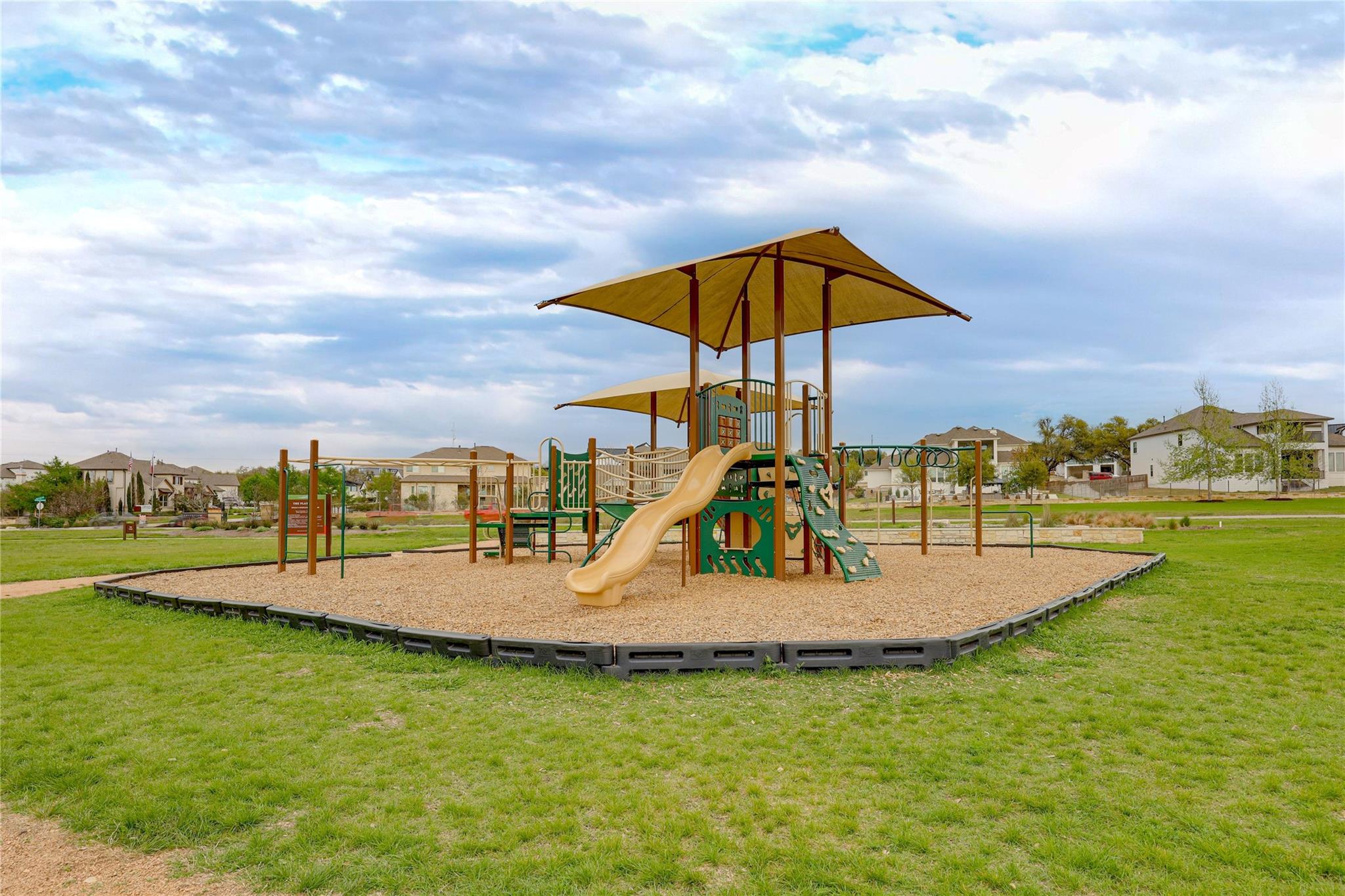 138 Evelyn Ct, Dripping Springs, TX 78620