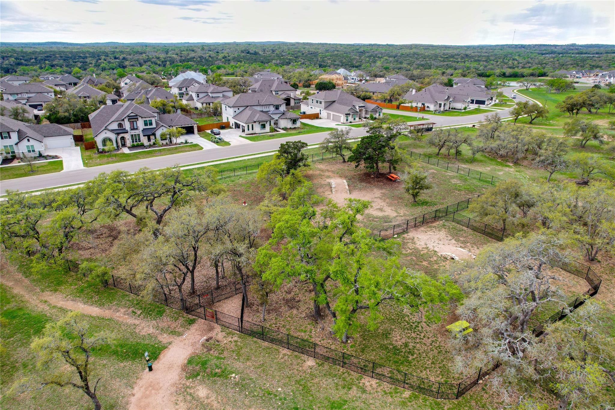 138 Evelyn Ct, Dripping Springs, TX 78620