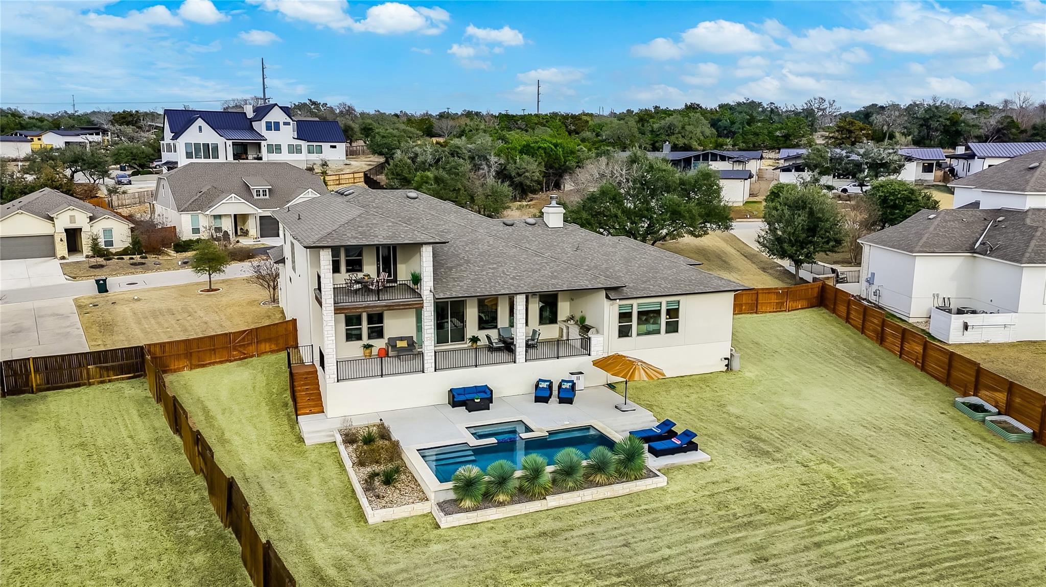 138 Evelyn Ct, Dripping Springs, TX 78620