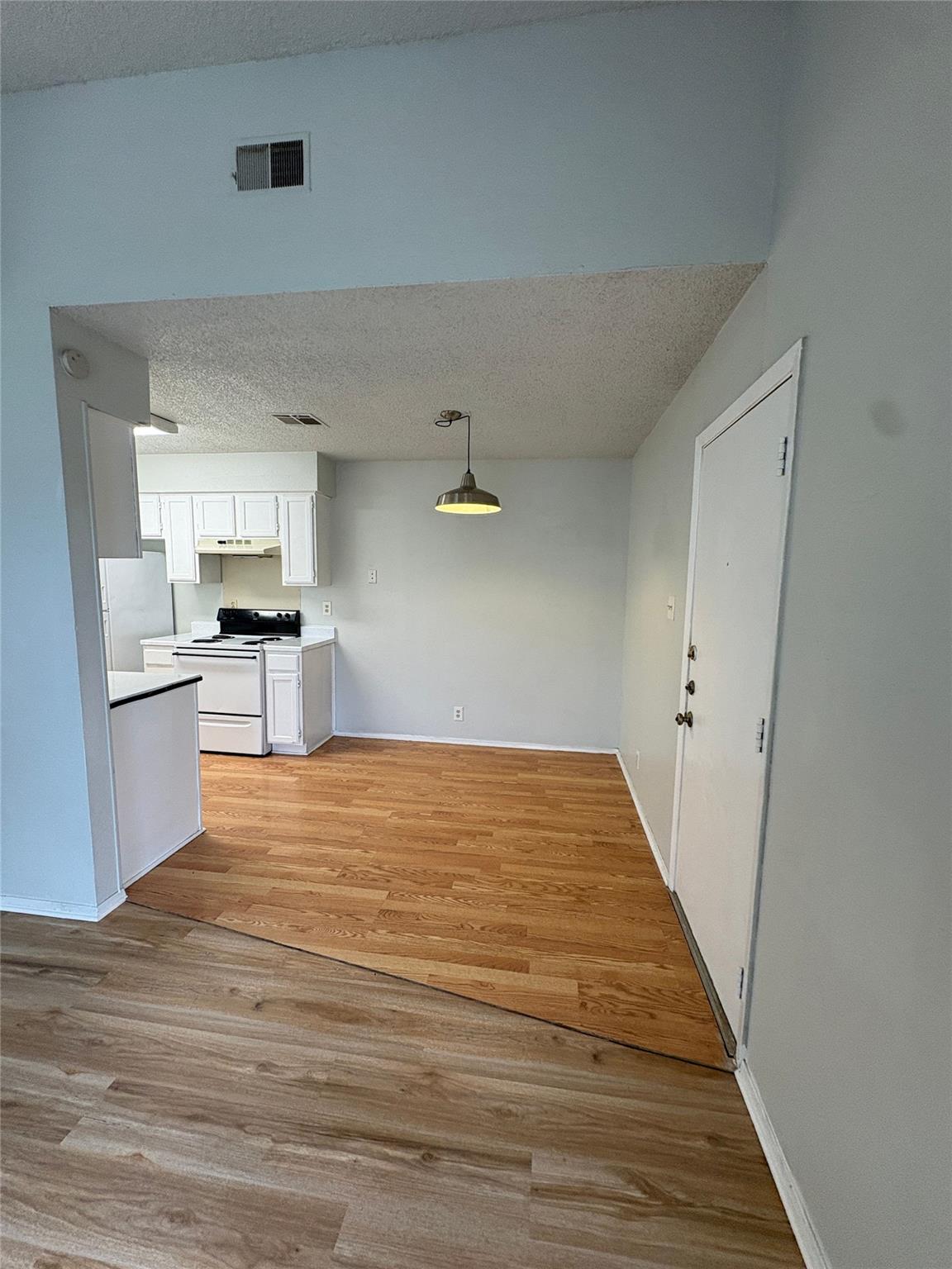 2704 Aftonshire Way # B, Austin, TX 78748