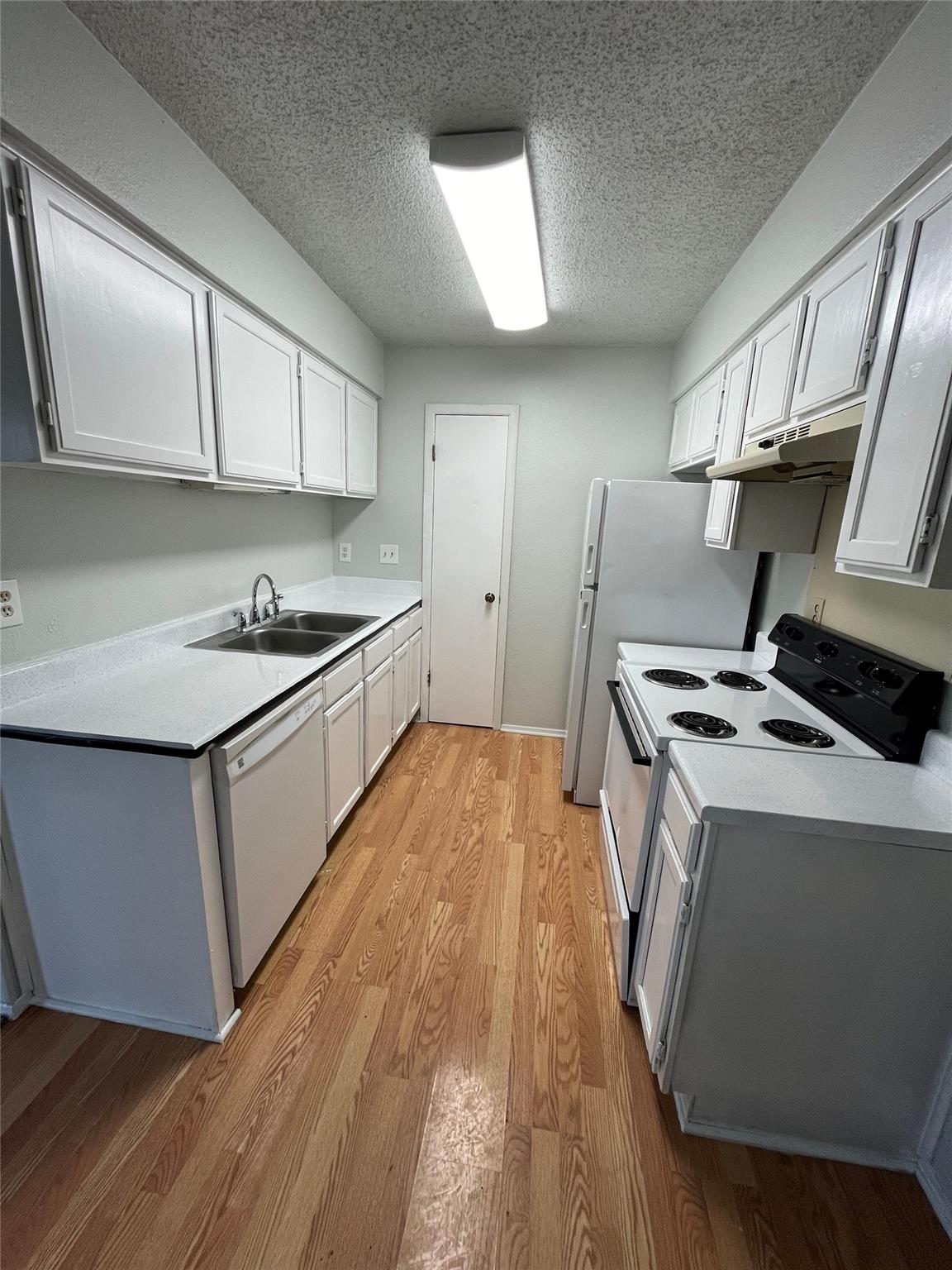 2704 Aftonshire Way # B, Austin, TX 78748