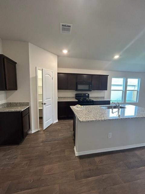 224 ROUGH HOLLOW Cv, San Marcos, TX 78666