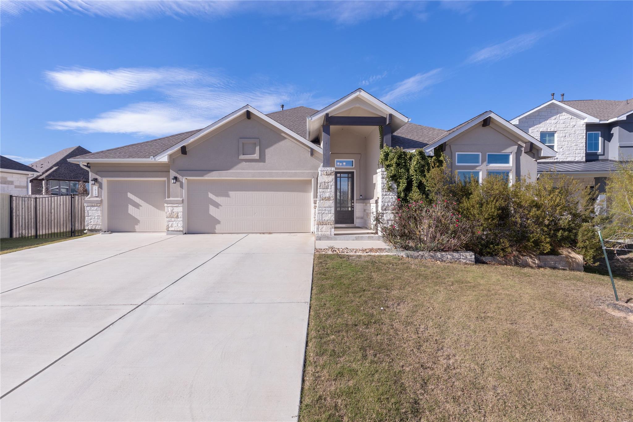 819 Great Lawn Bnd, Liberty Hill, TX 78642