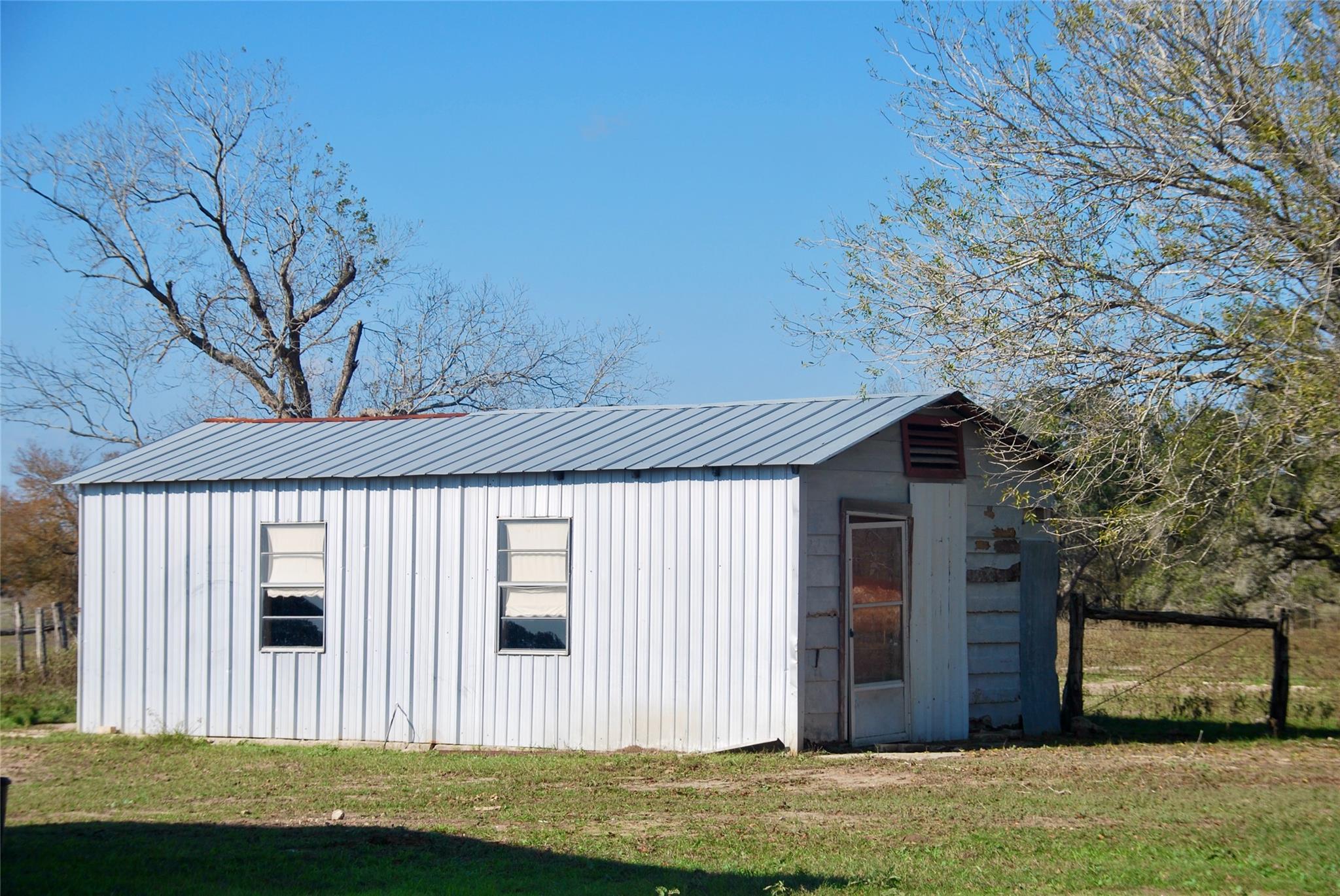 TBD County Road 405, Flatonia, TX 78941