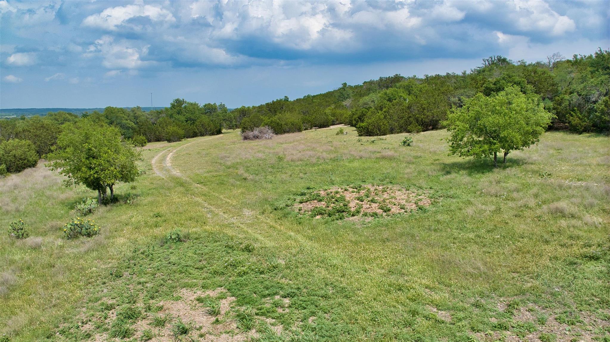 2700 County Road 245, Florence, TX 76527