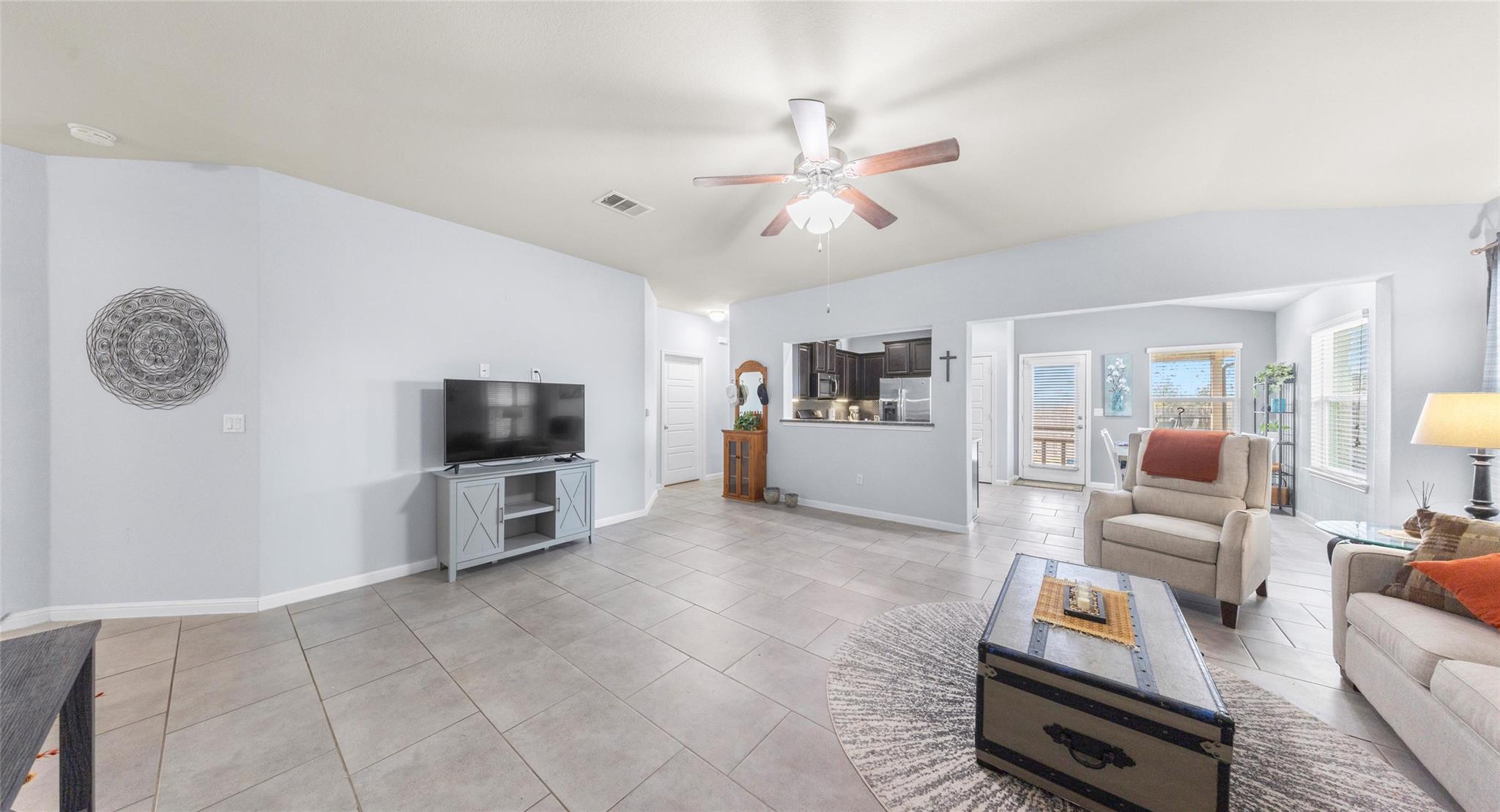 113 Screech Owl Dr, Kyle, TX 78640