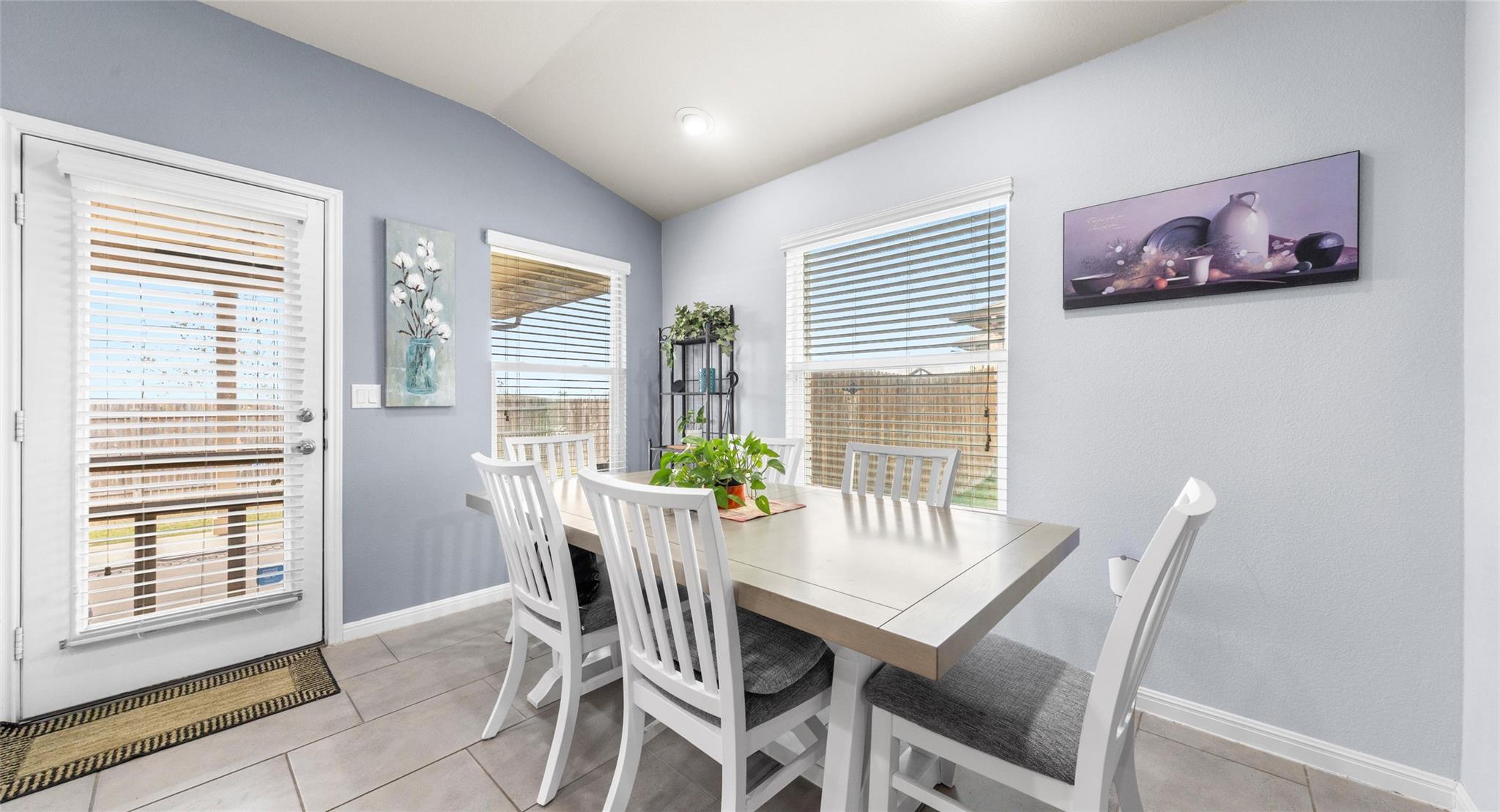 113 Screech Owl Dr, Kyle, TX 78640