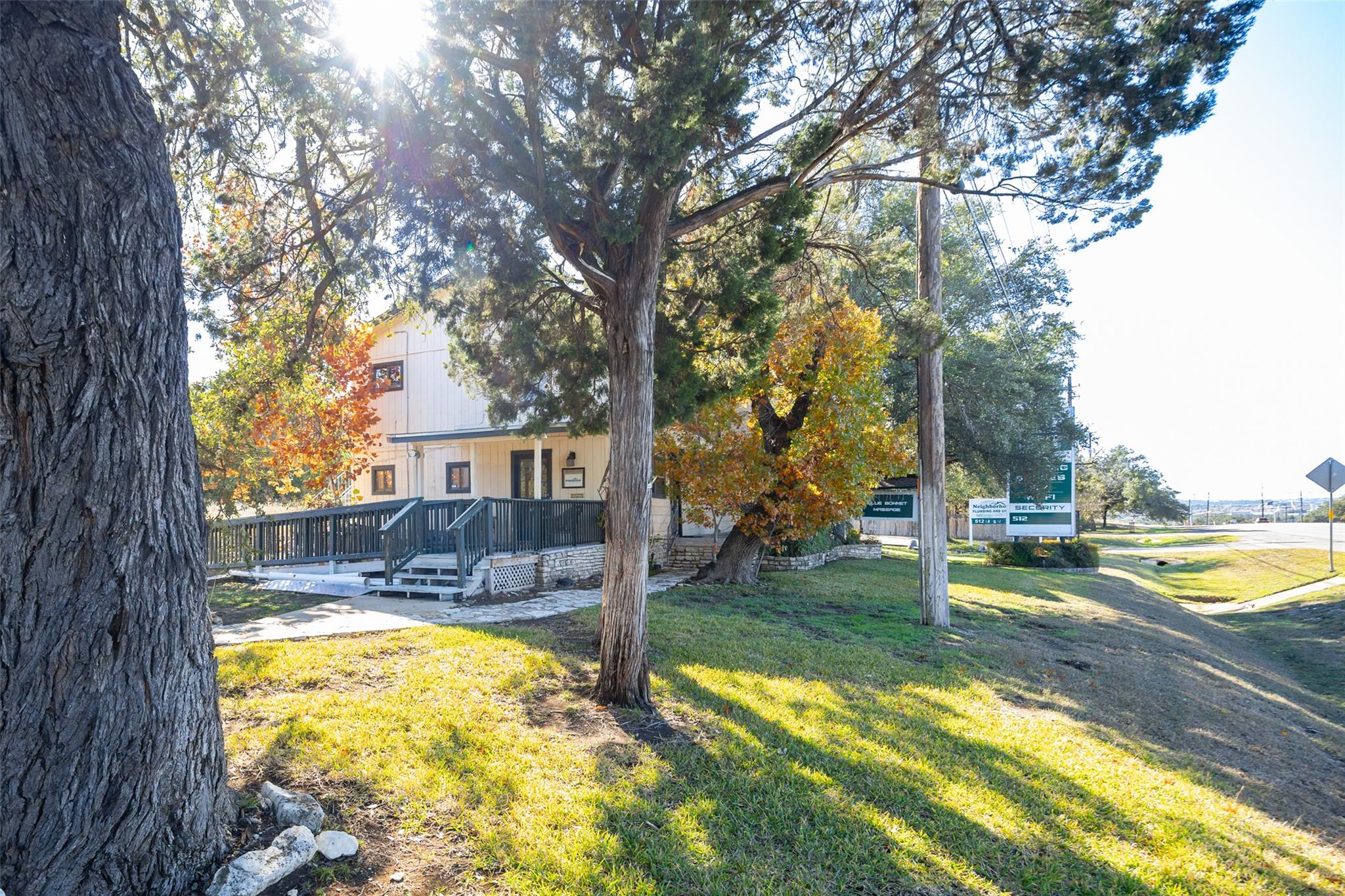 801 Ranch Road 620 S, Lakeway, TX 78734