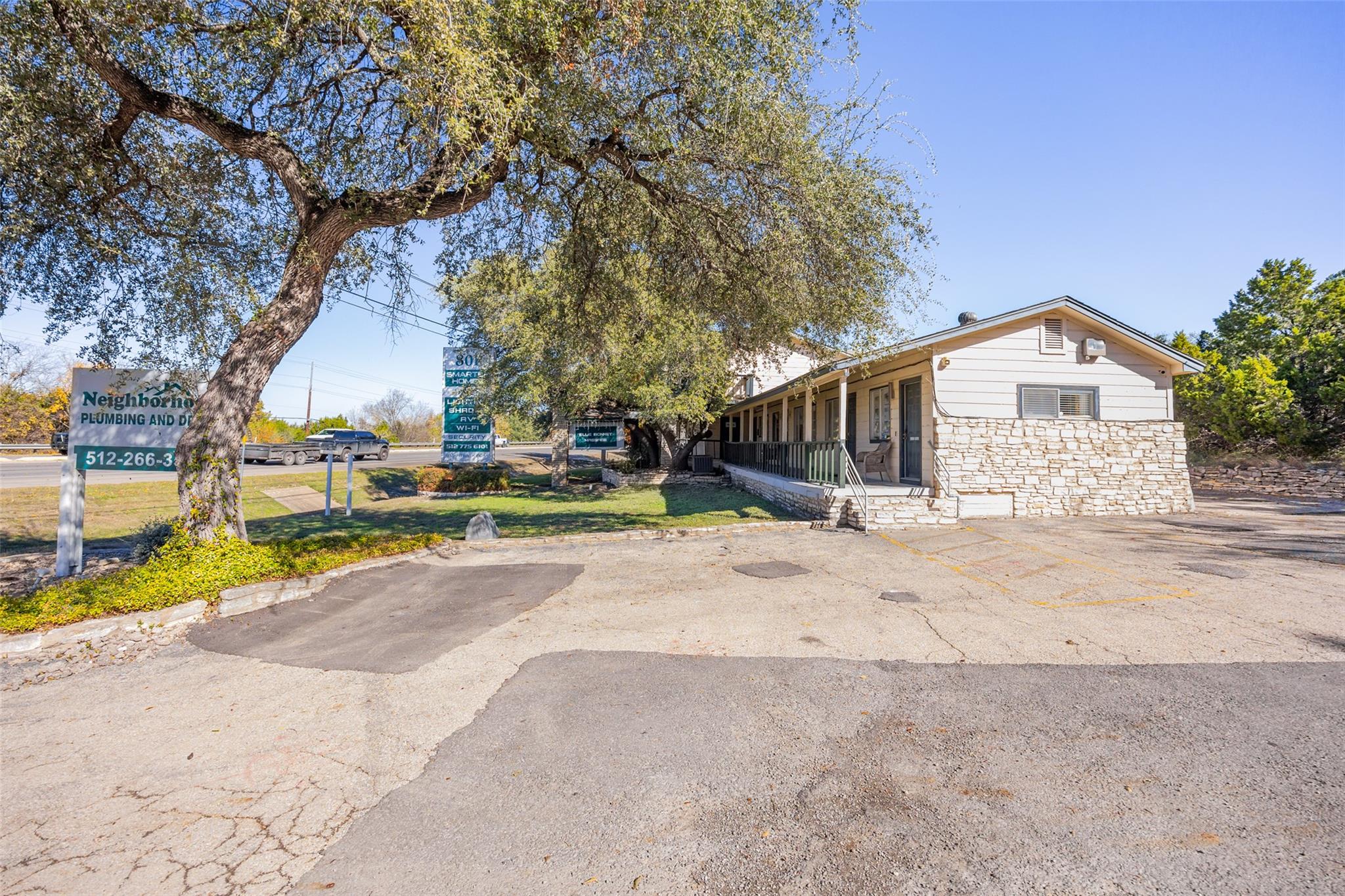 801 Ranch Road 620 S, Lakeway, TX 78734