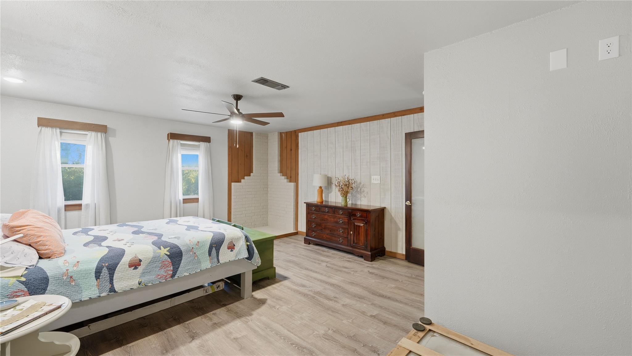 3781 Ridgeway Dr, San Antonio, TX 78259