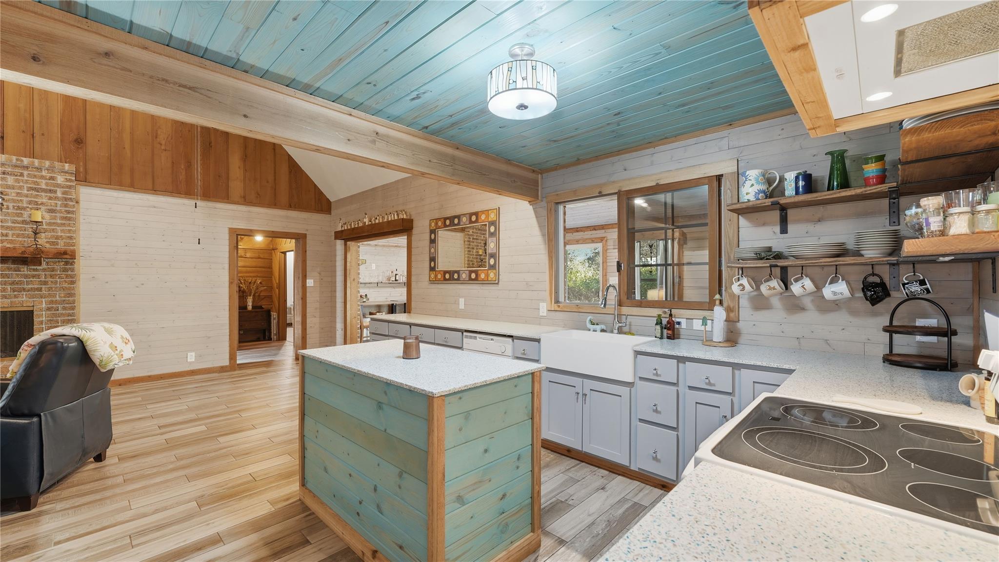 3781 Ridgeway Dr, San Antonio, TX 78259