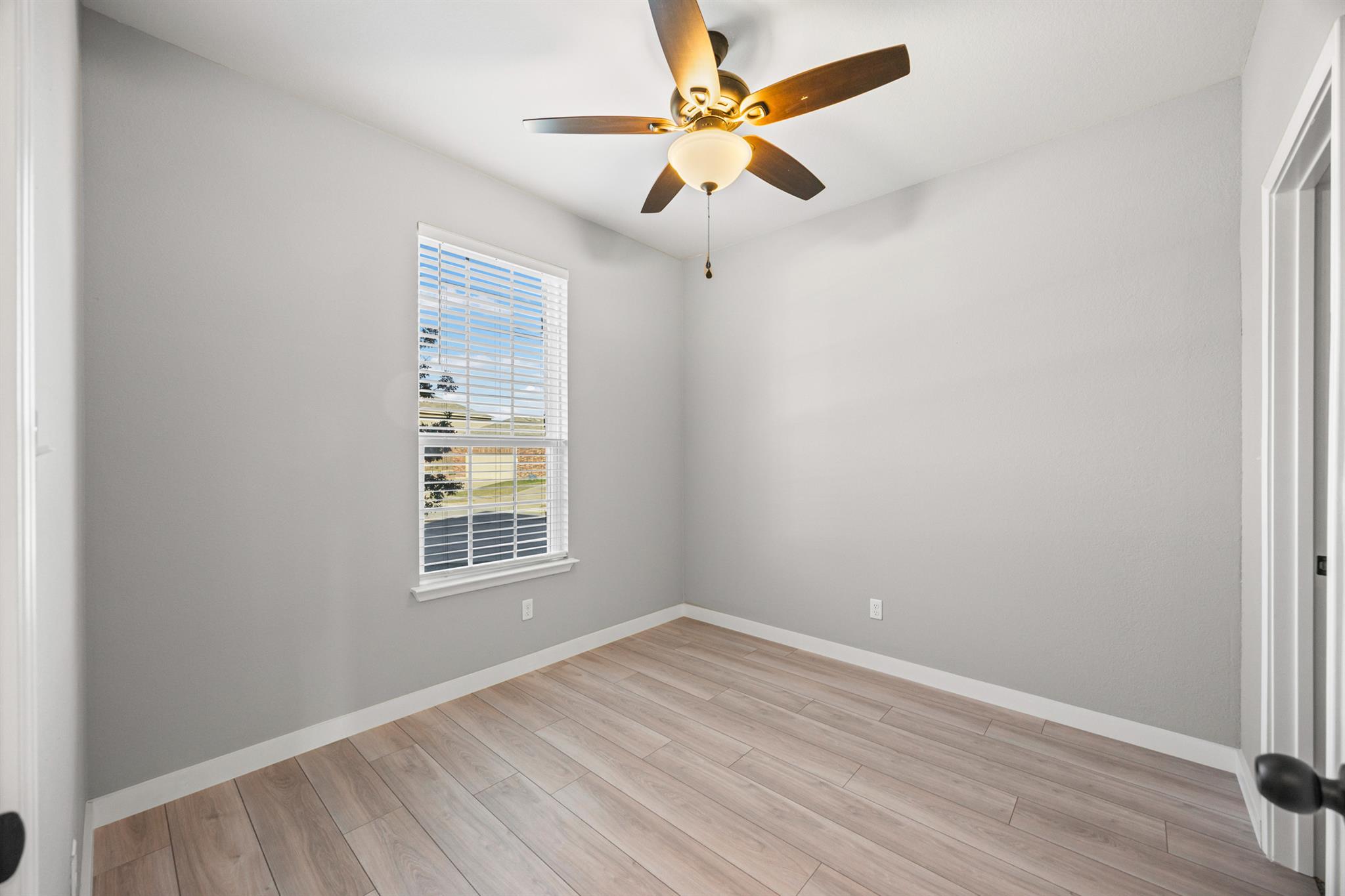 218 Lyre Leaf Dr, Buda, TX 78610