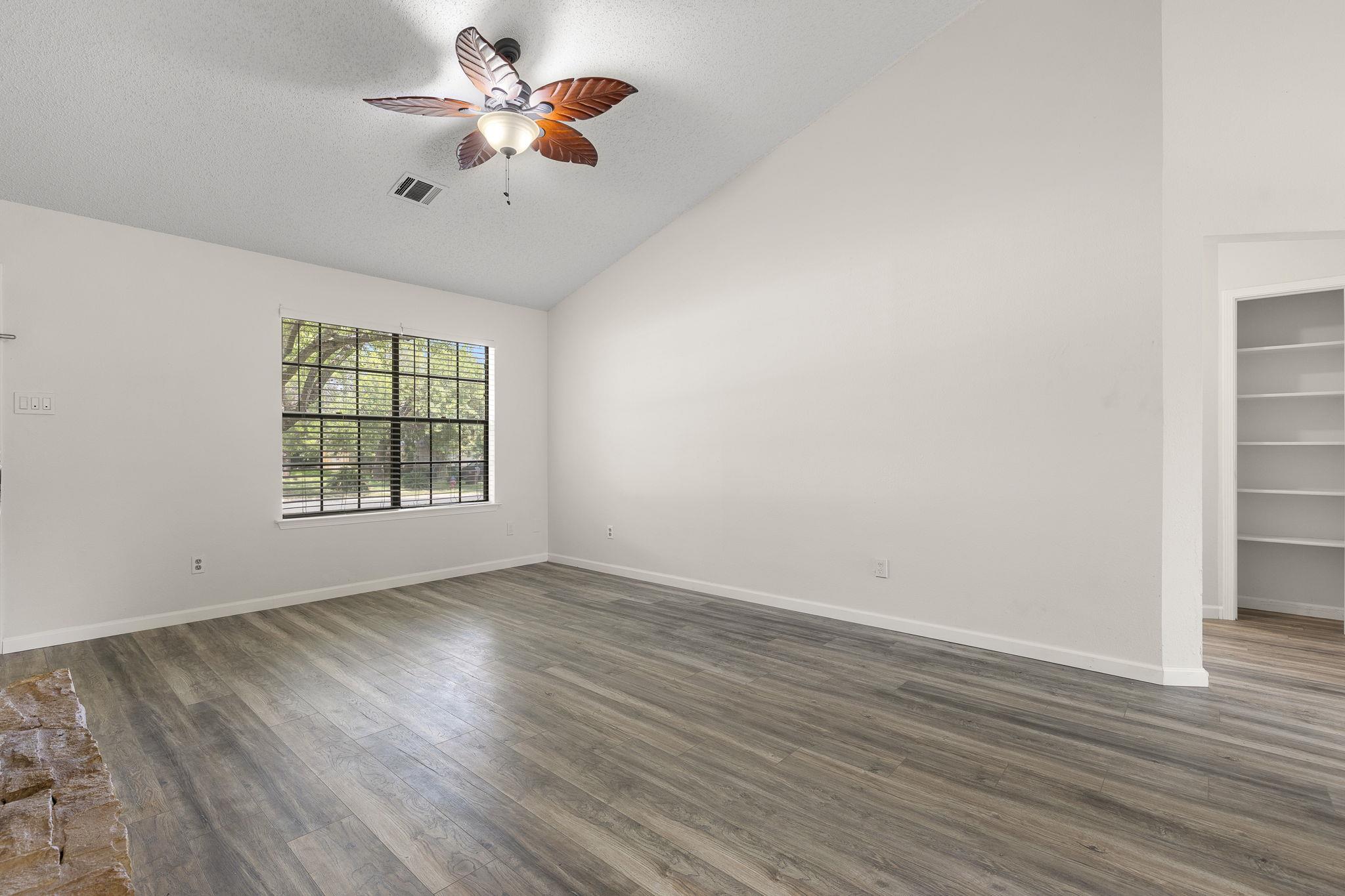 1705 Laurel Path, Round Rock, TX 78664