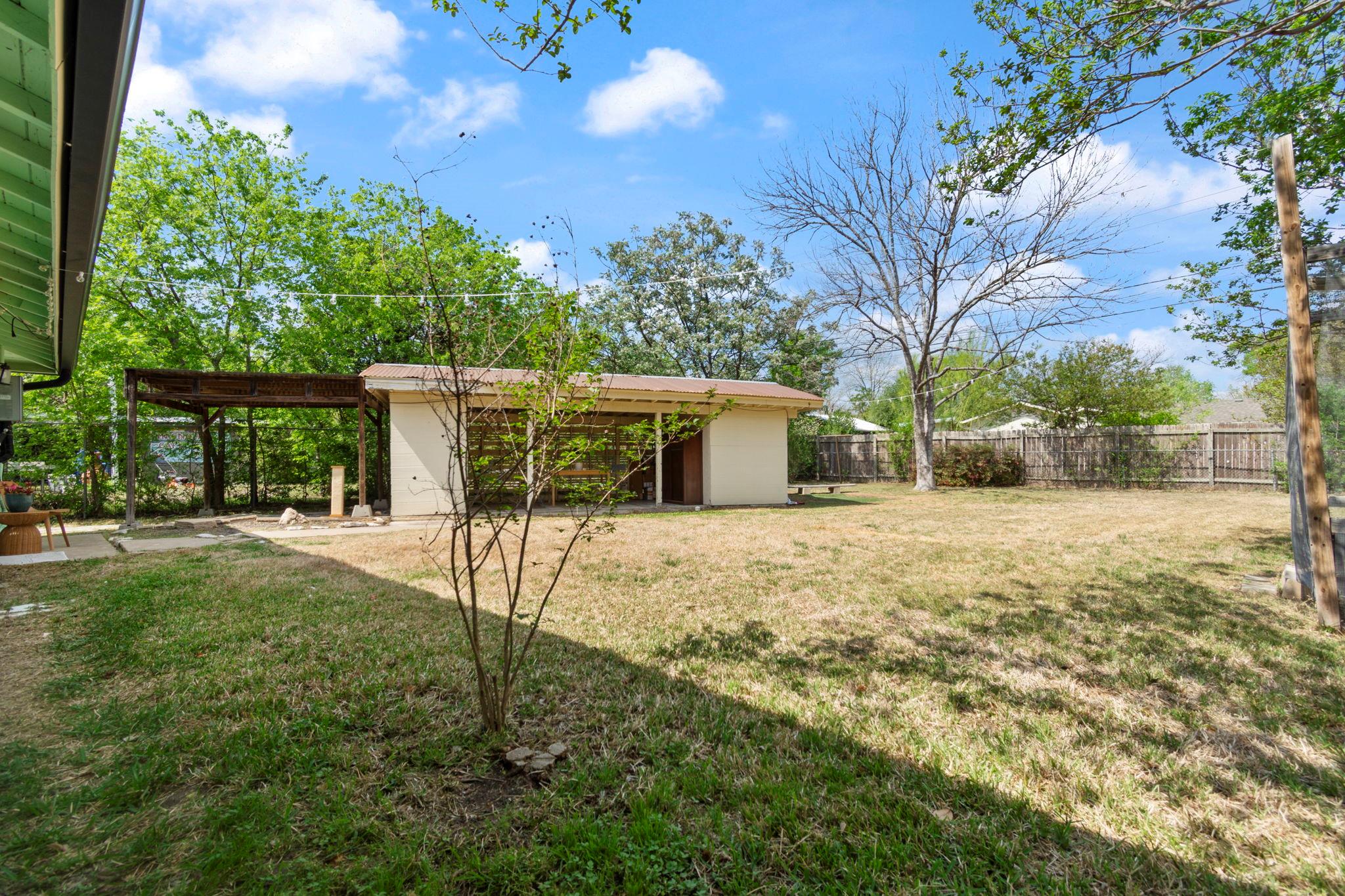 1610 Corona Dr, Austin, TX 78723