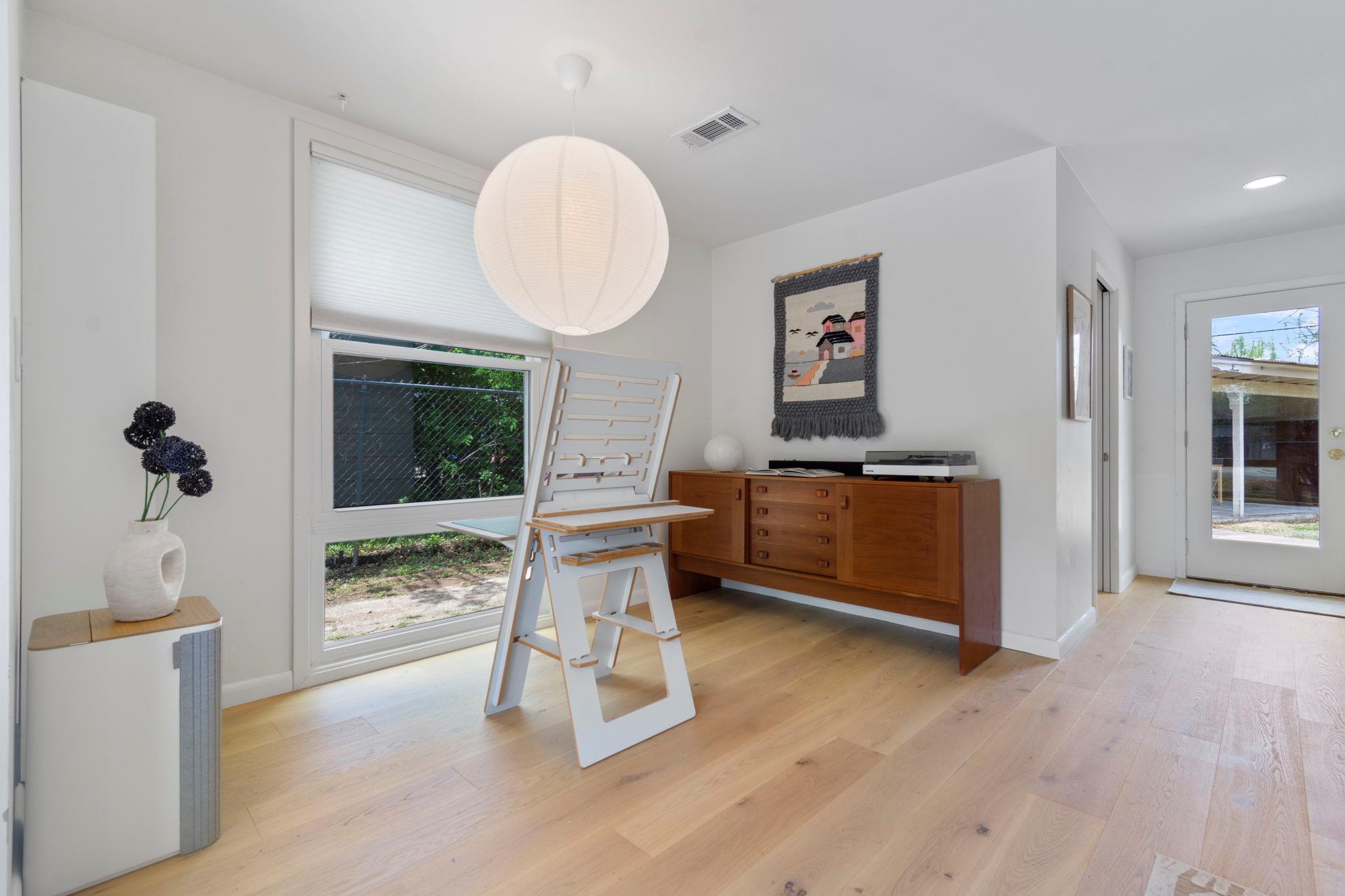 1610 Corona Dr, Austin, TX 78723