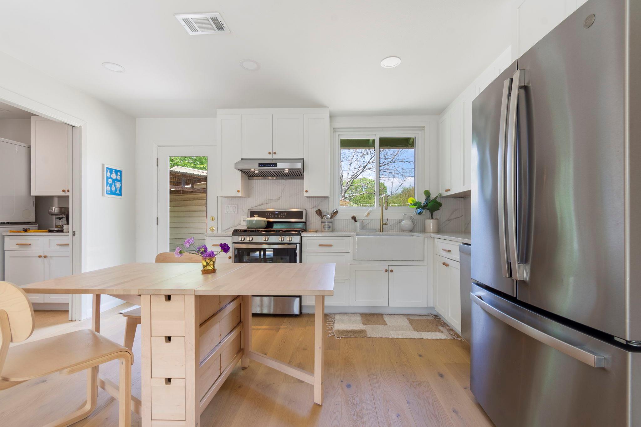 1610 Corona Dr, Austin, TX 78723