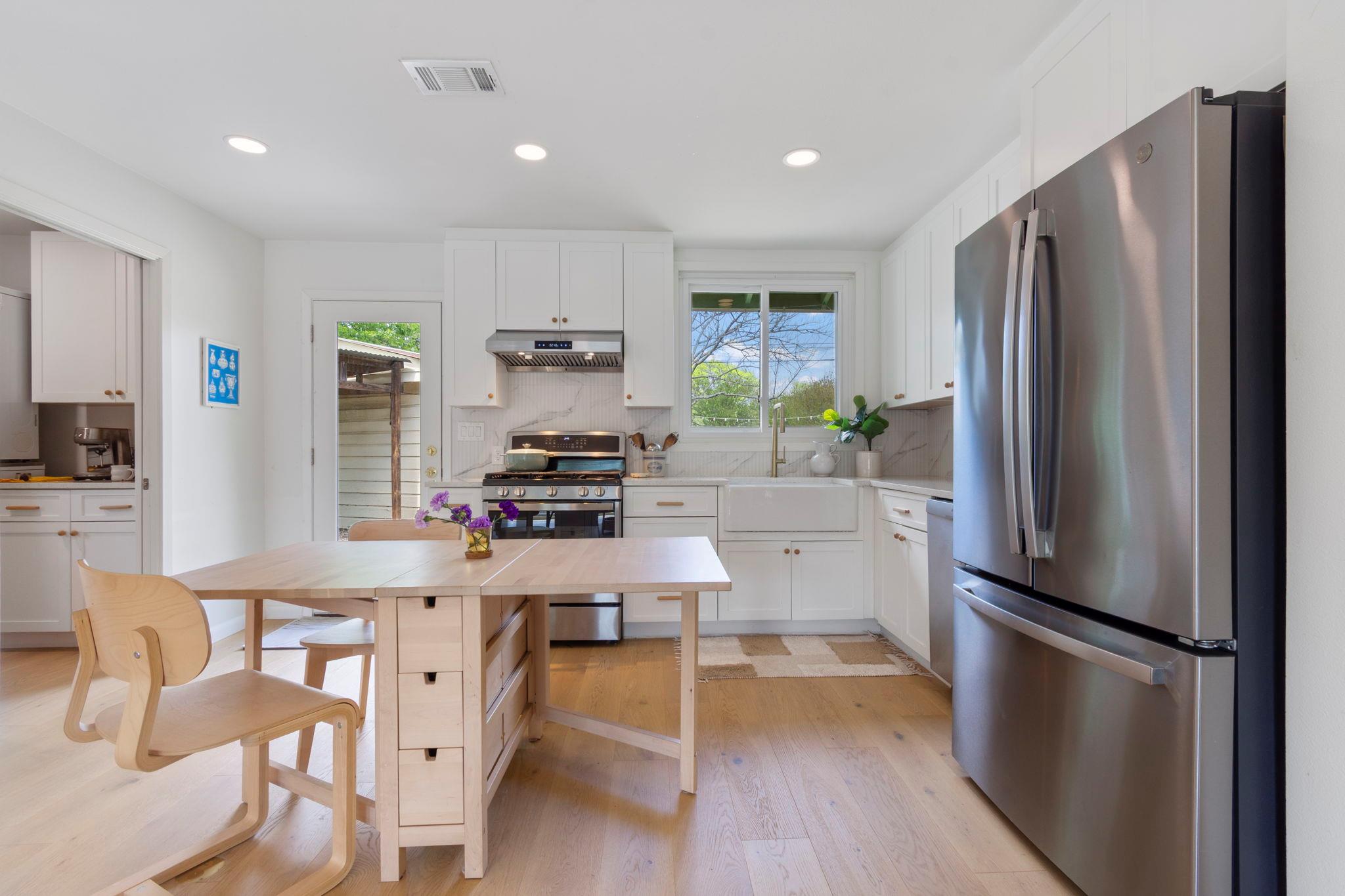 1610 Corona Dr, Austin, TX 78723