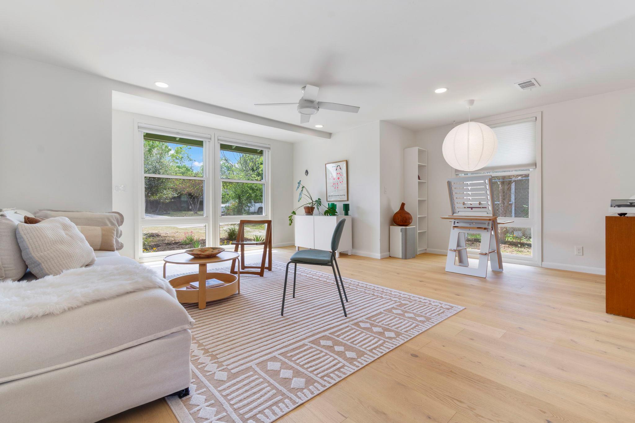 1610 Corona Dr, Austin, TX 78723