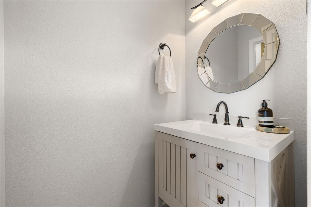 1729 Ryon Ln, Round Rock, TX 78681