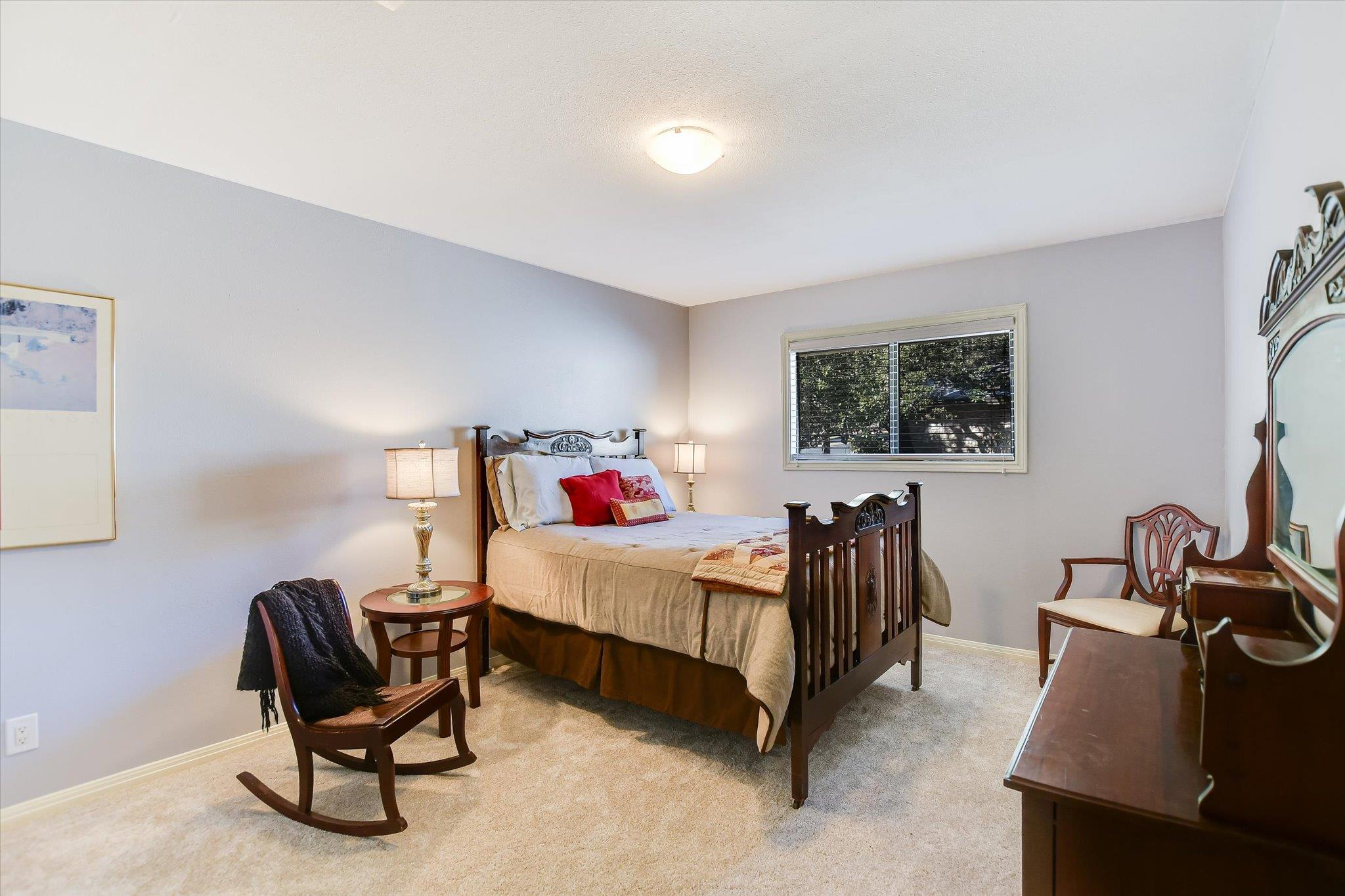 9016 Balcones Club Dr, Austin, TX 78750