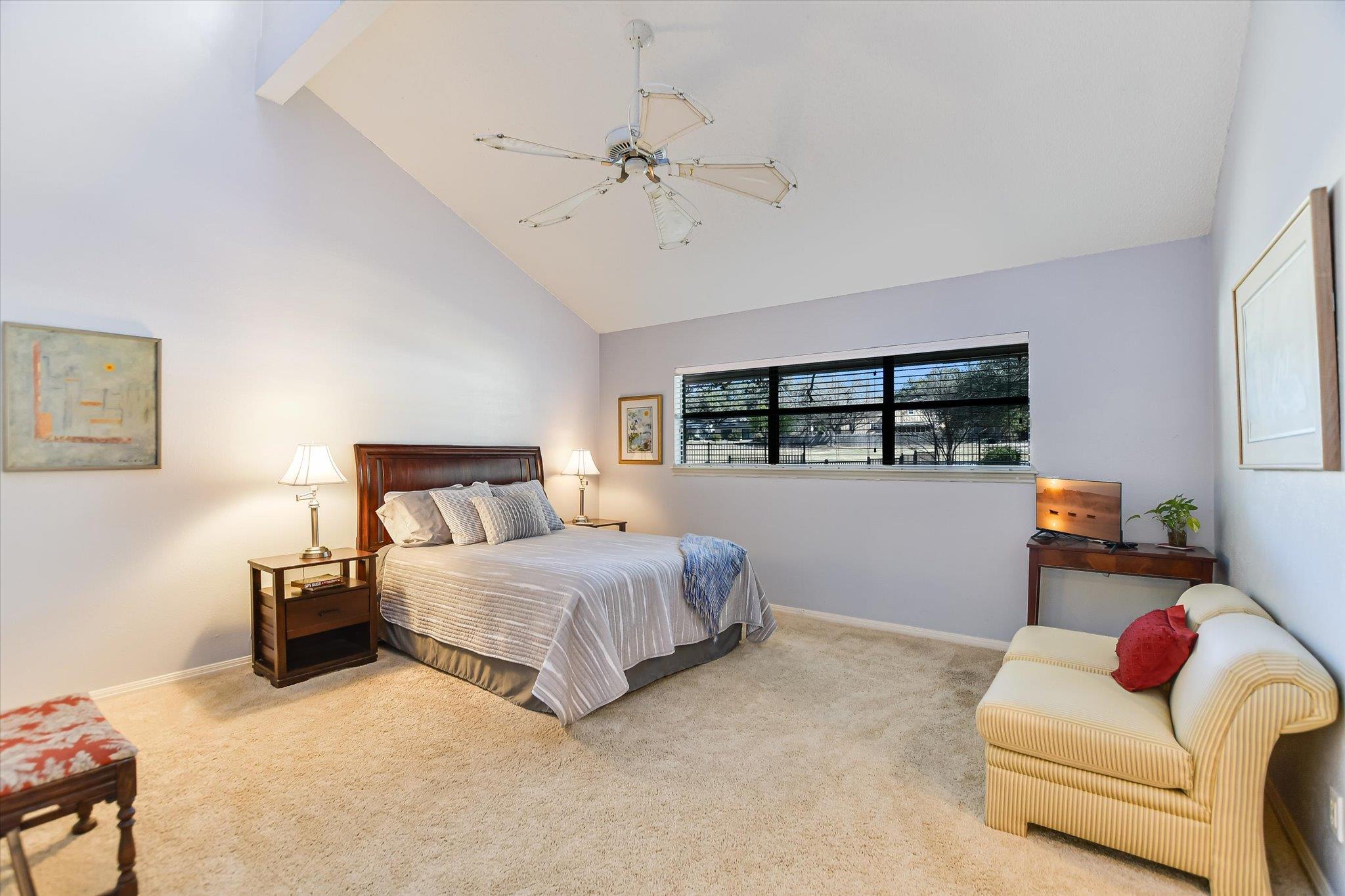 9016 Balcones Club Dr, Austin, TX 78750