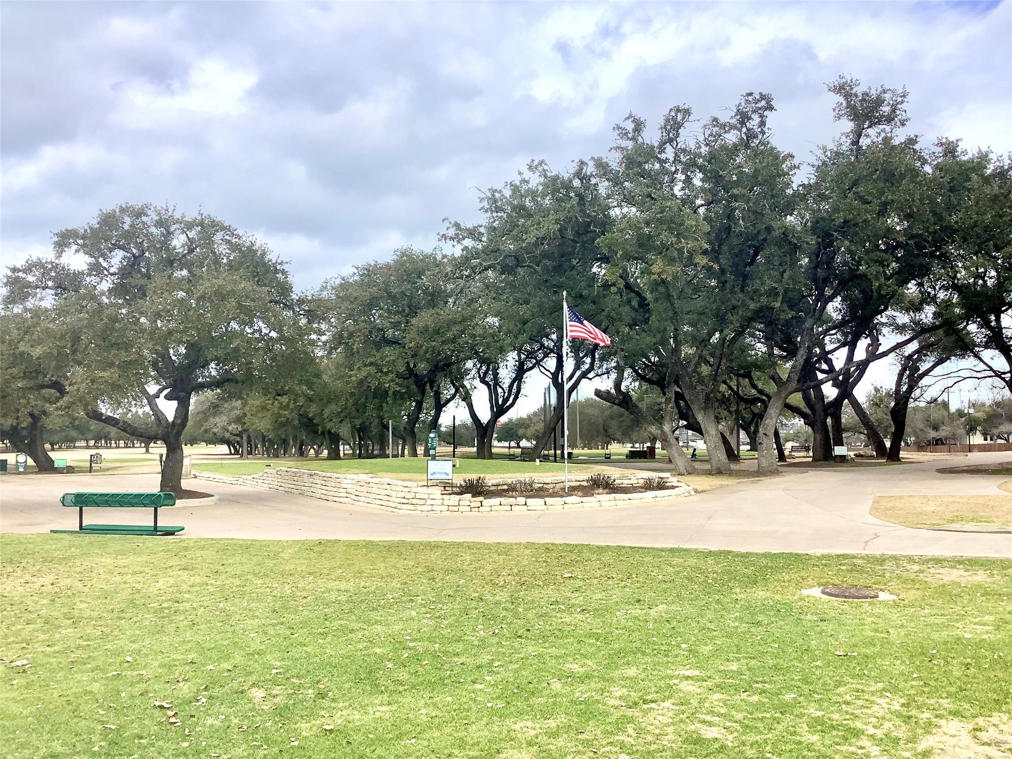 9016 Balcones Club Dr, Austin, TX 78750