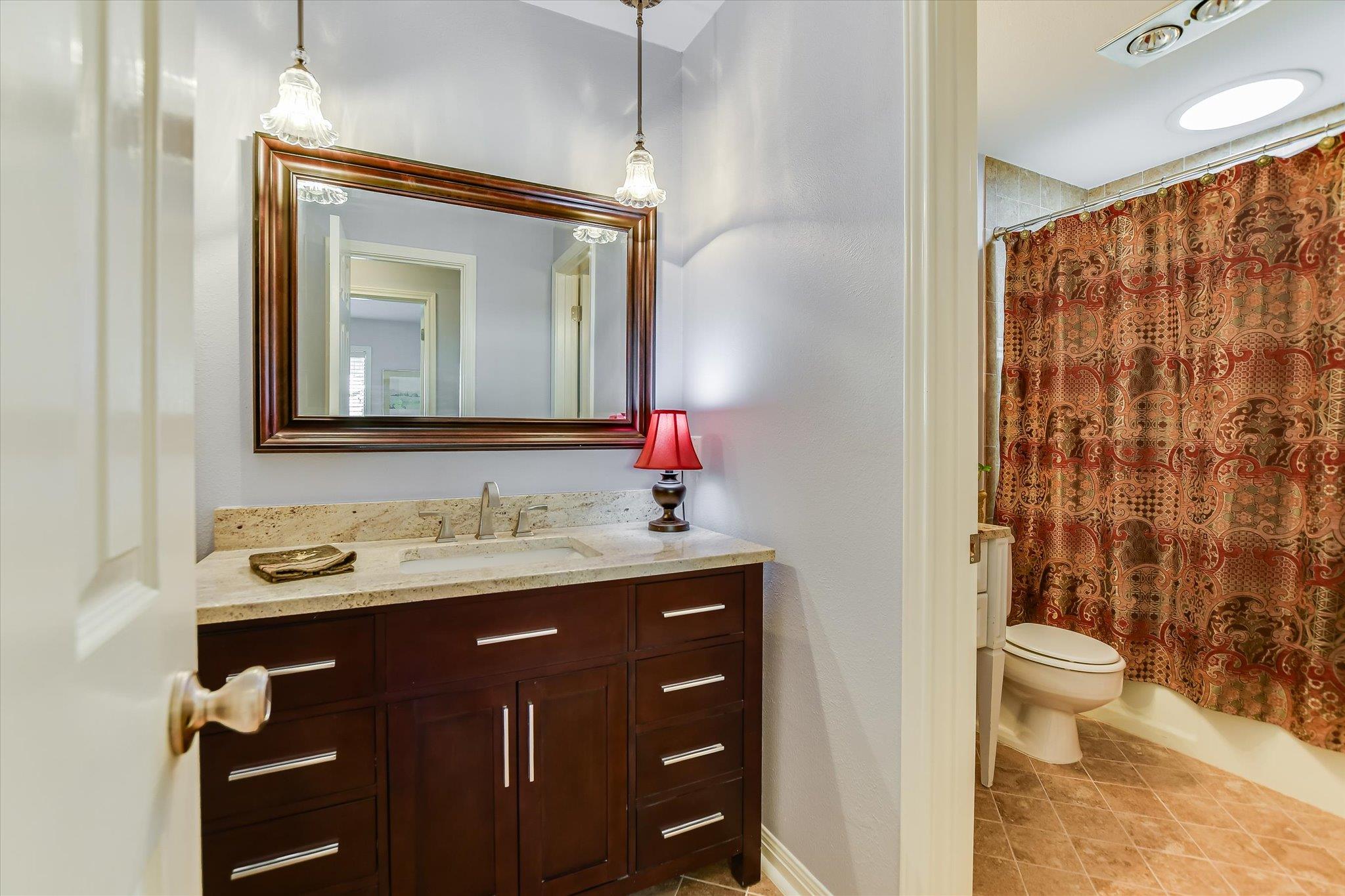 9016 Balcones Club Dr, Austin, TX 78750