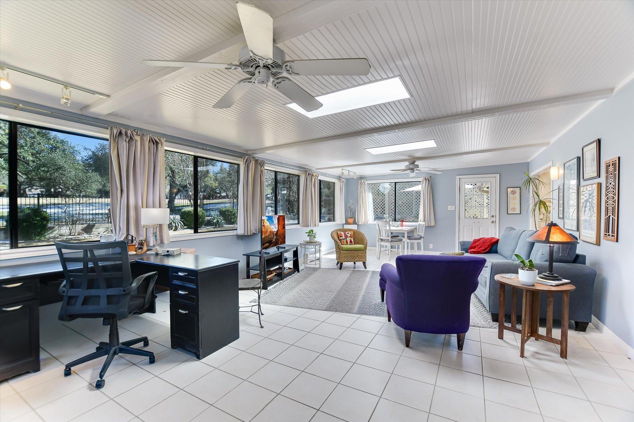 9016 Balcones Club Dr, Austin, TX 78750