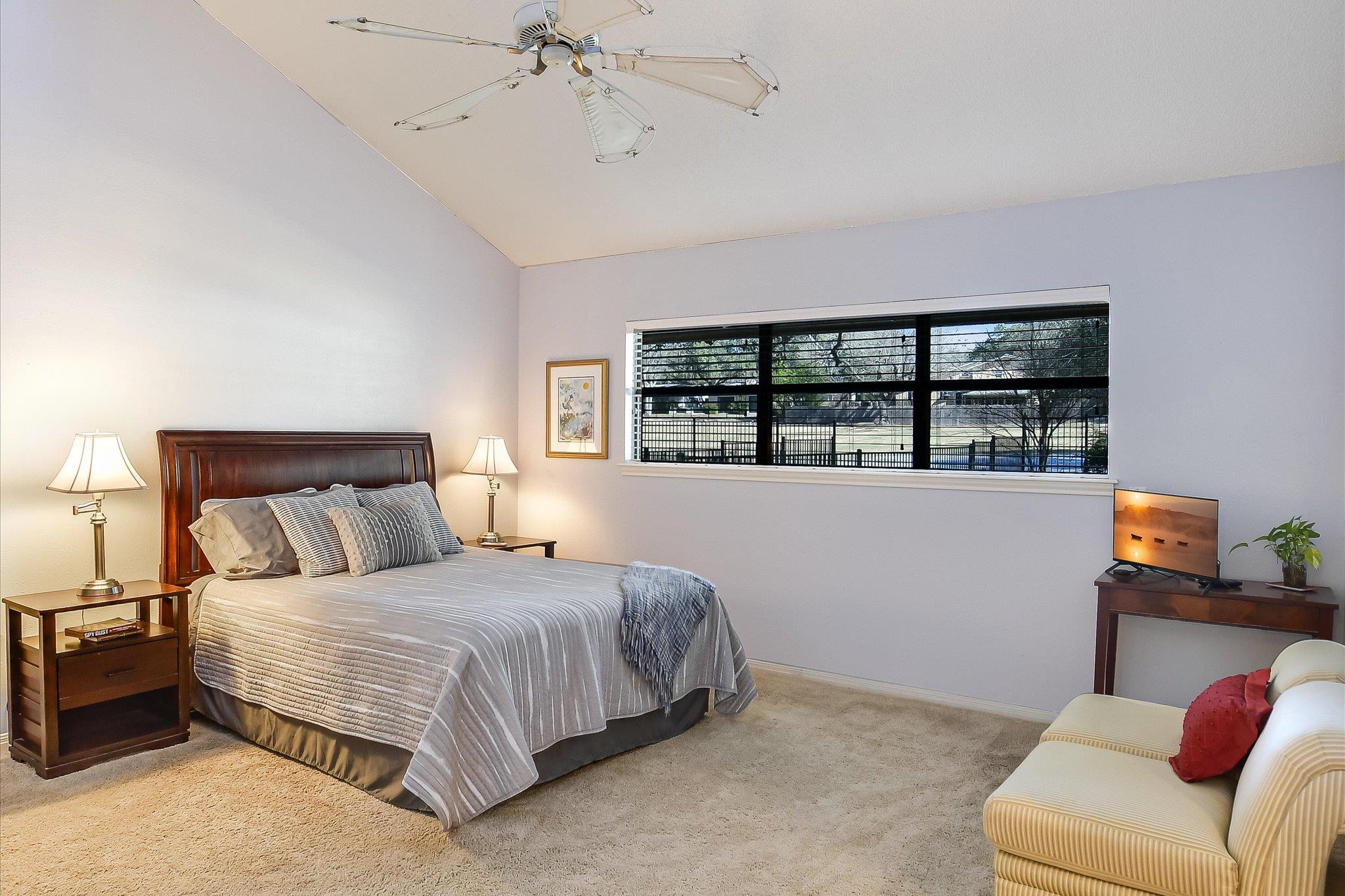 9016 Balcones Club Dr, Austin, TX 78750