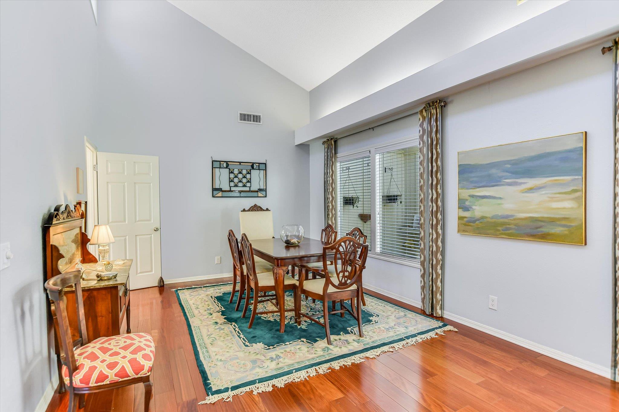 9016 Balcones Club Dr, Austin, TX 78750