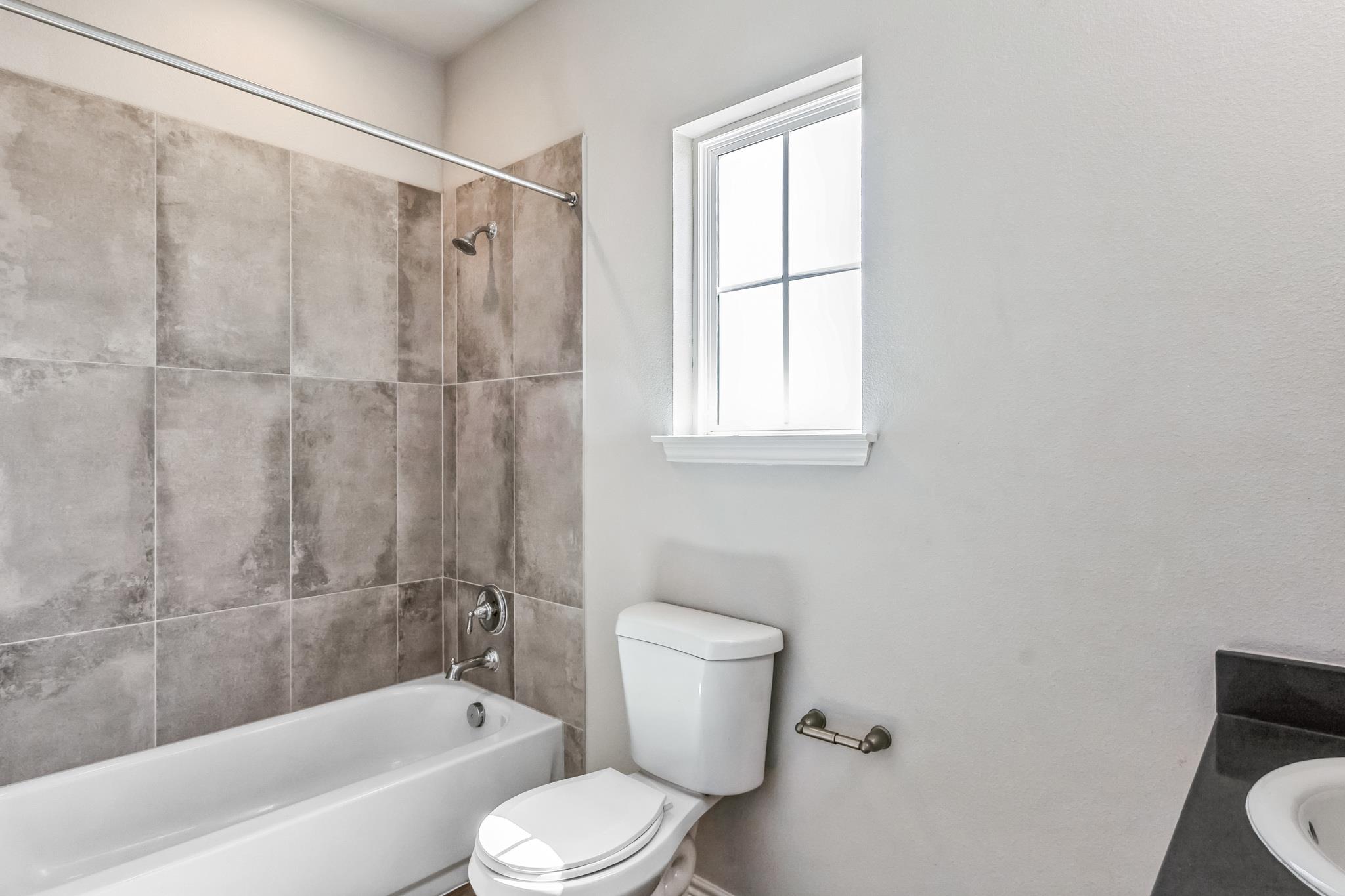 203 Peruna Dr, Marble Falls, TX 78654