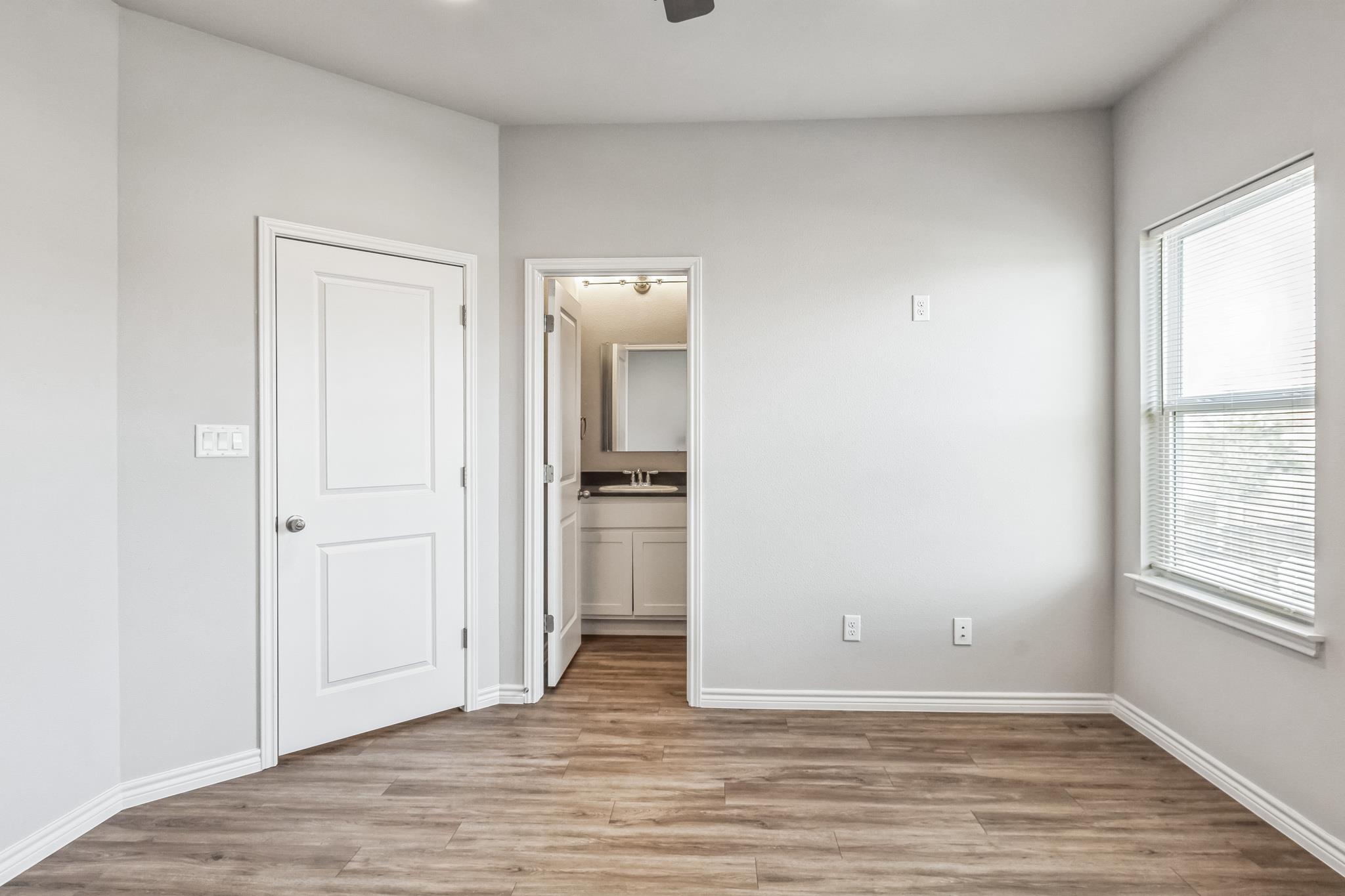 203 Peruna Dr, Marble Falls, TX 78654