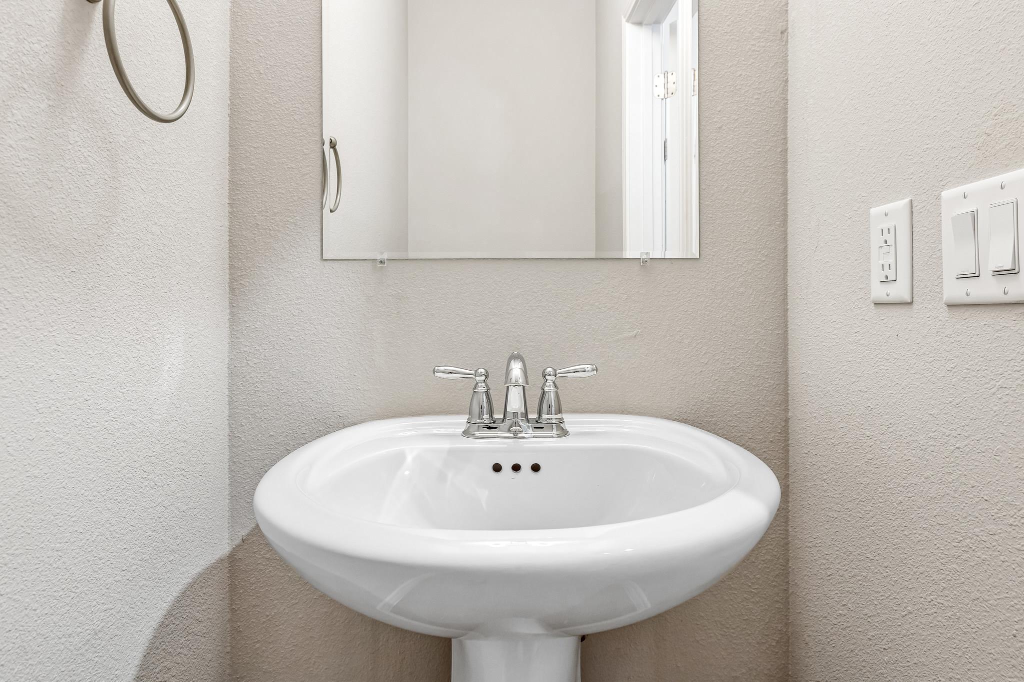 203 Peruna Dr, Marble Falls, TX 78654