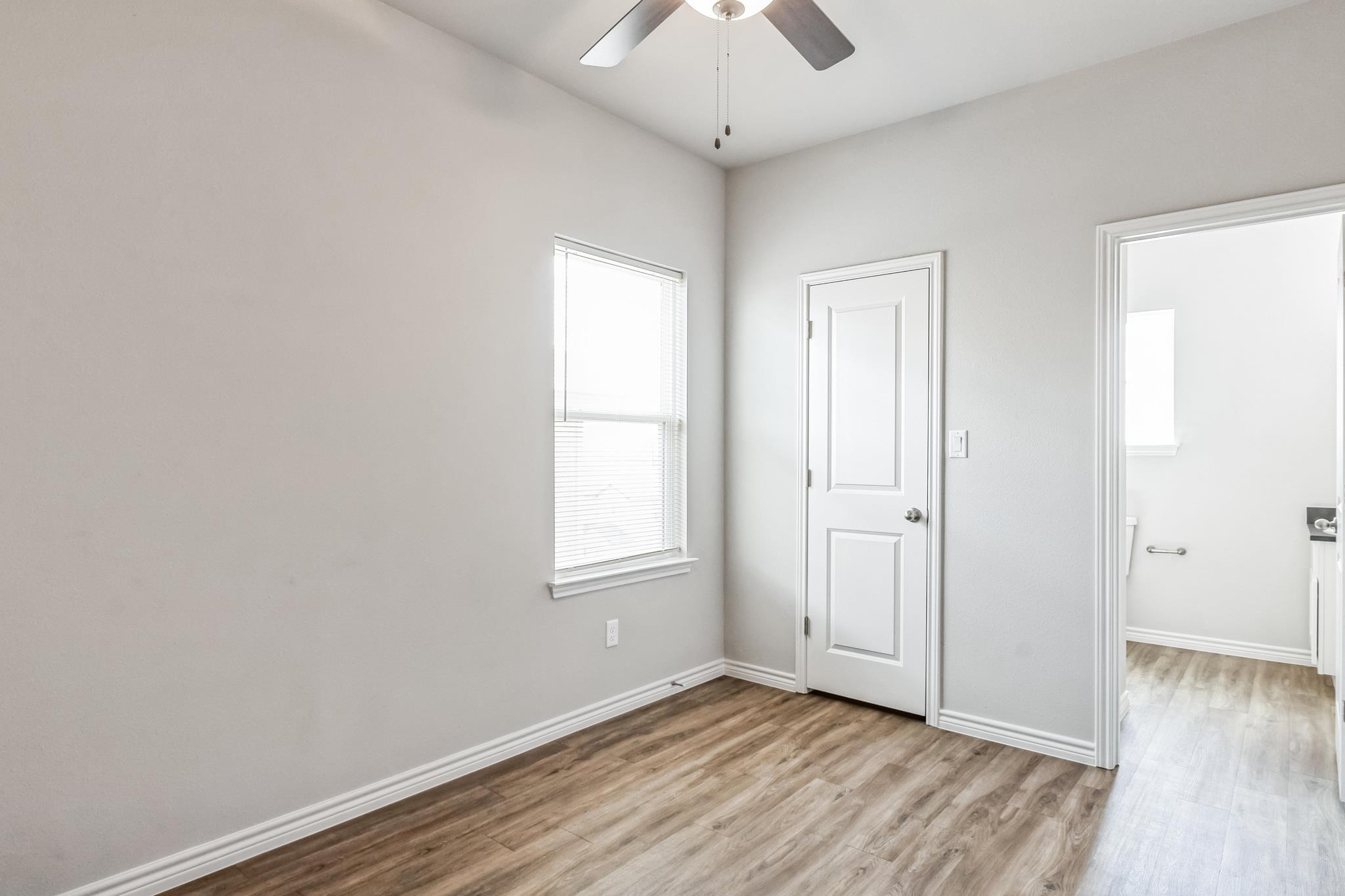 203 Peruna Dr, Marble Falls, TX 78654