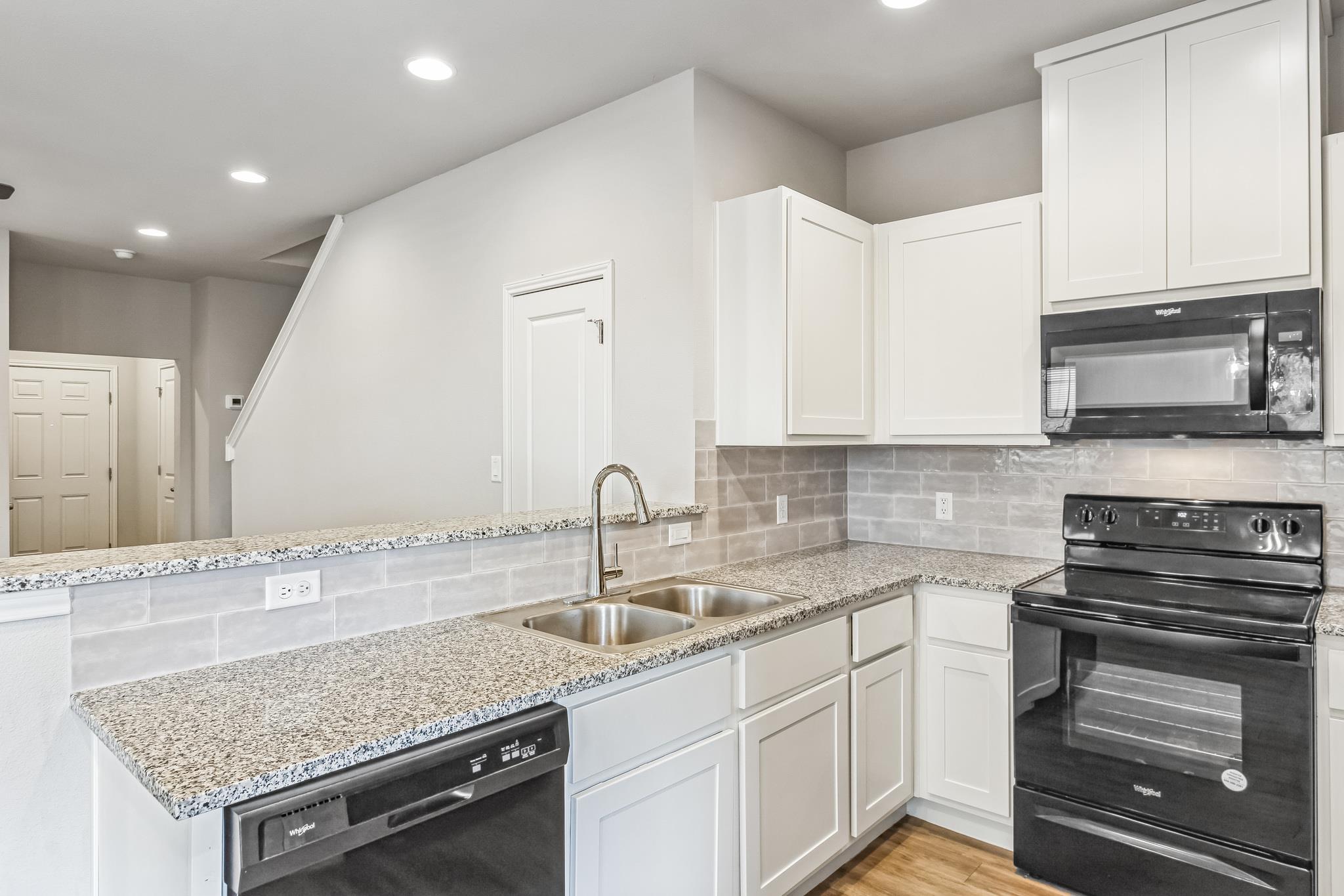 203 Peruna Dr, Marble Falls, TX 78654