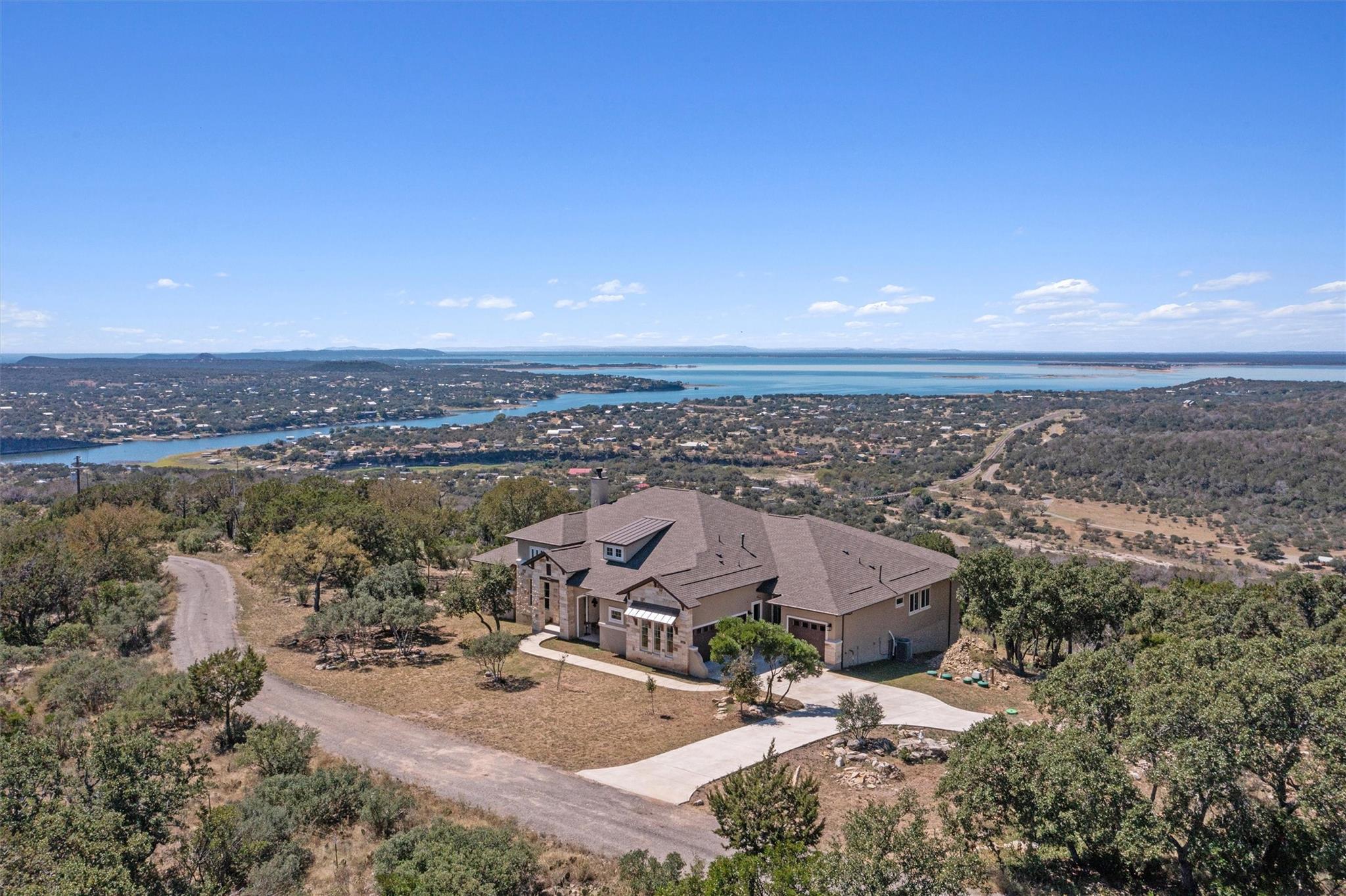 235 Chestnut Xing, Burnet, TX 78611