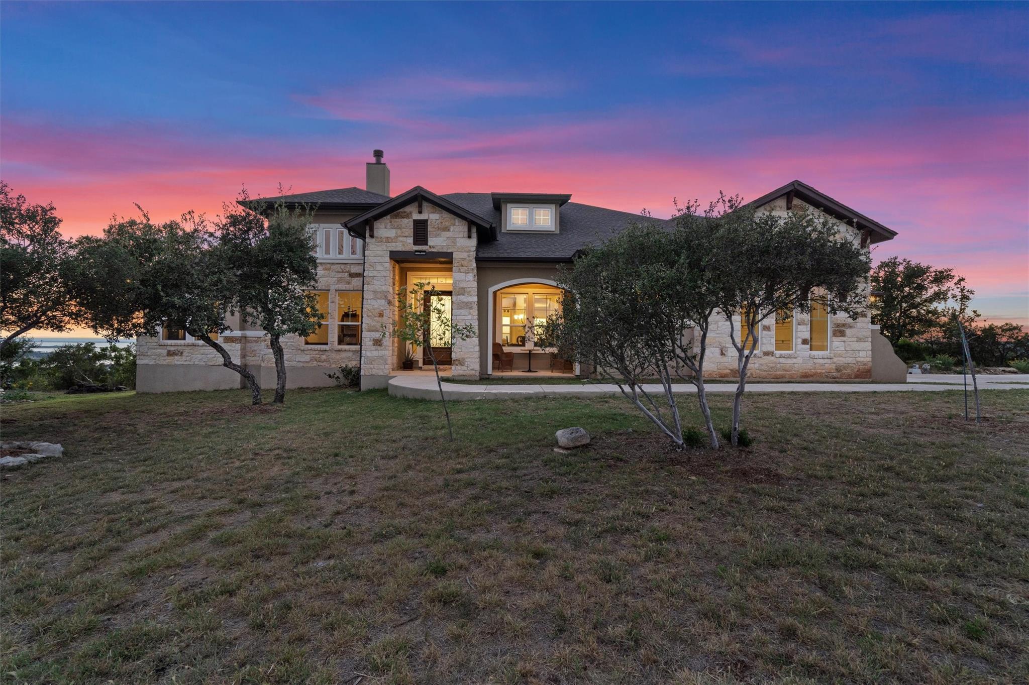 235 Chestnut Xing, Burnet, TX 78611