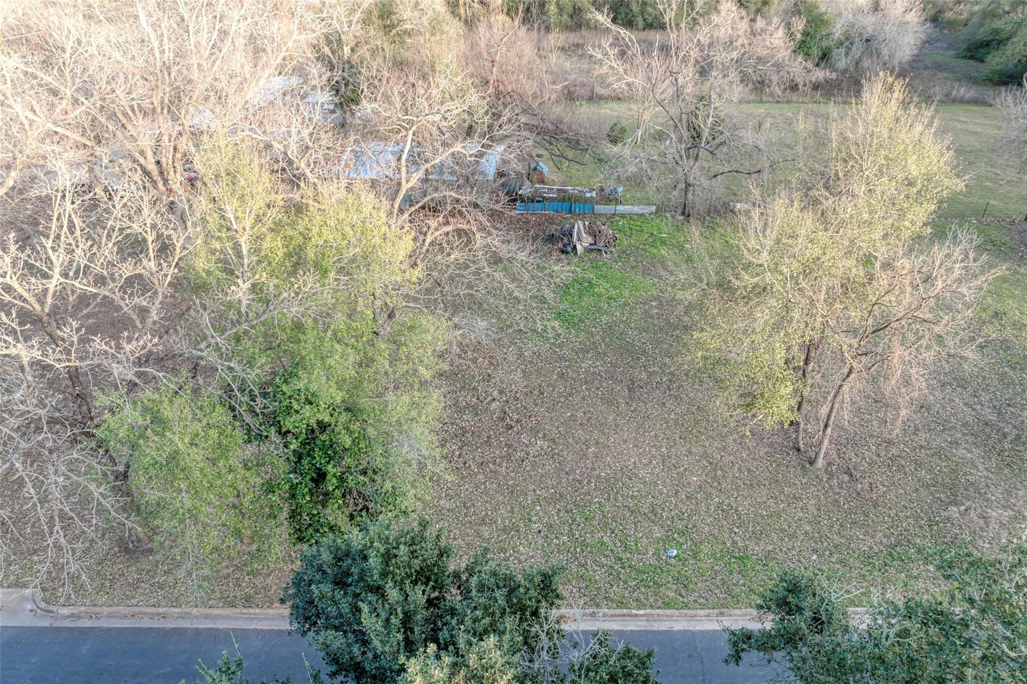 Lot 2 E Alamo St, Elgin, TX 78621