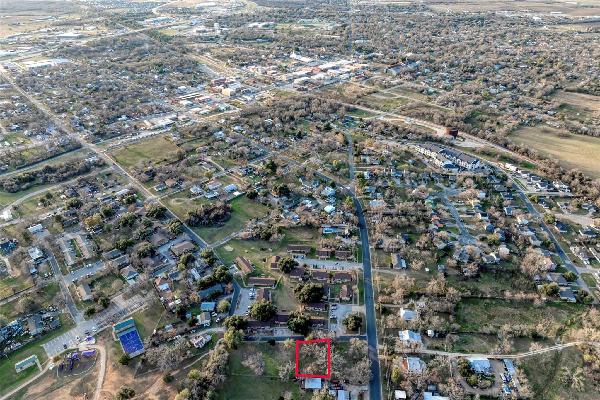 Lot 2 E Alamo St, Elgin, TX 78621