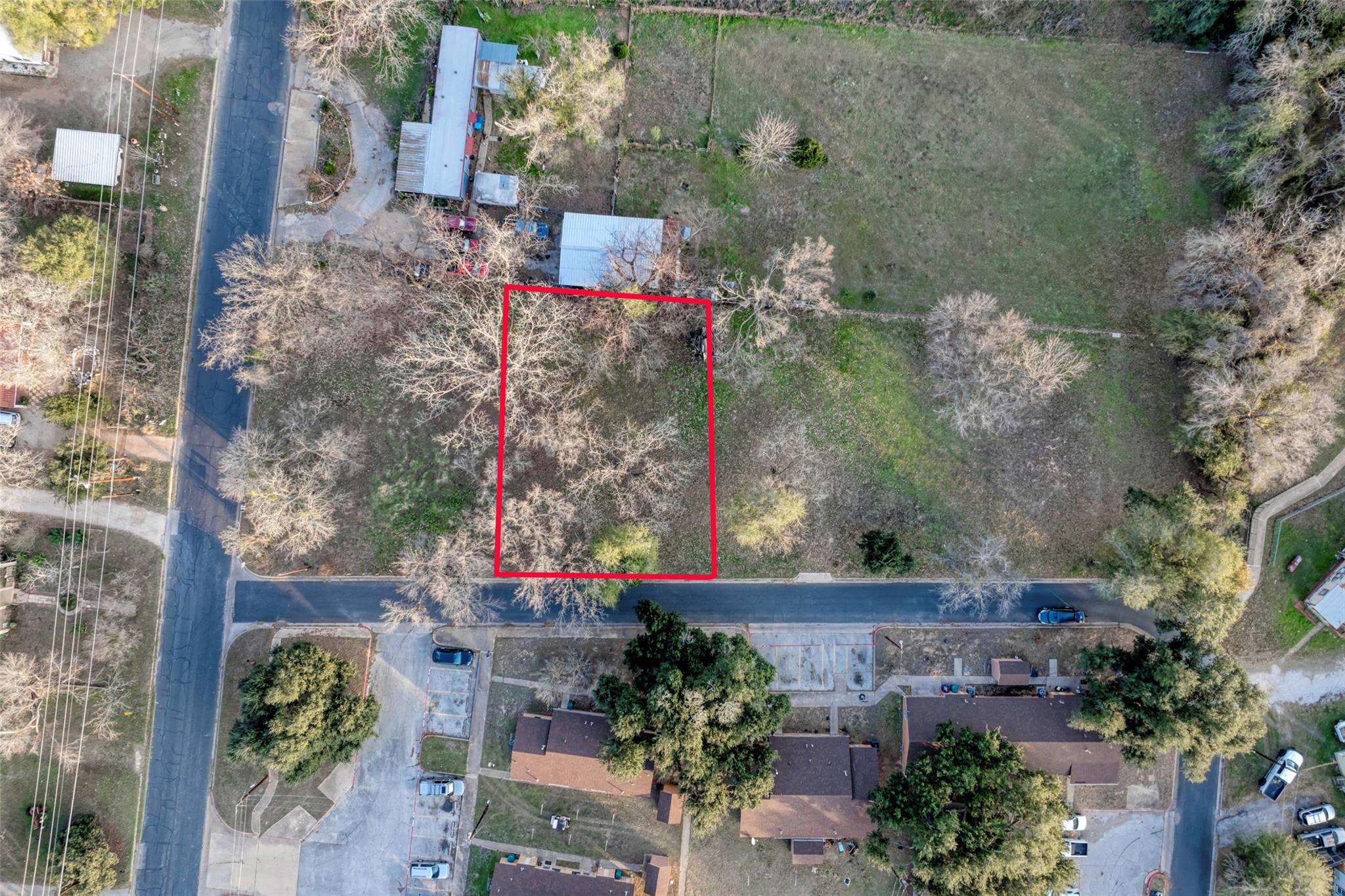 Lot 2 E Alamo St, Elgin, TX 78621