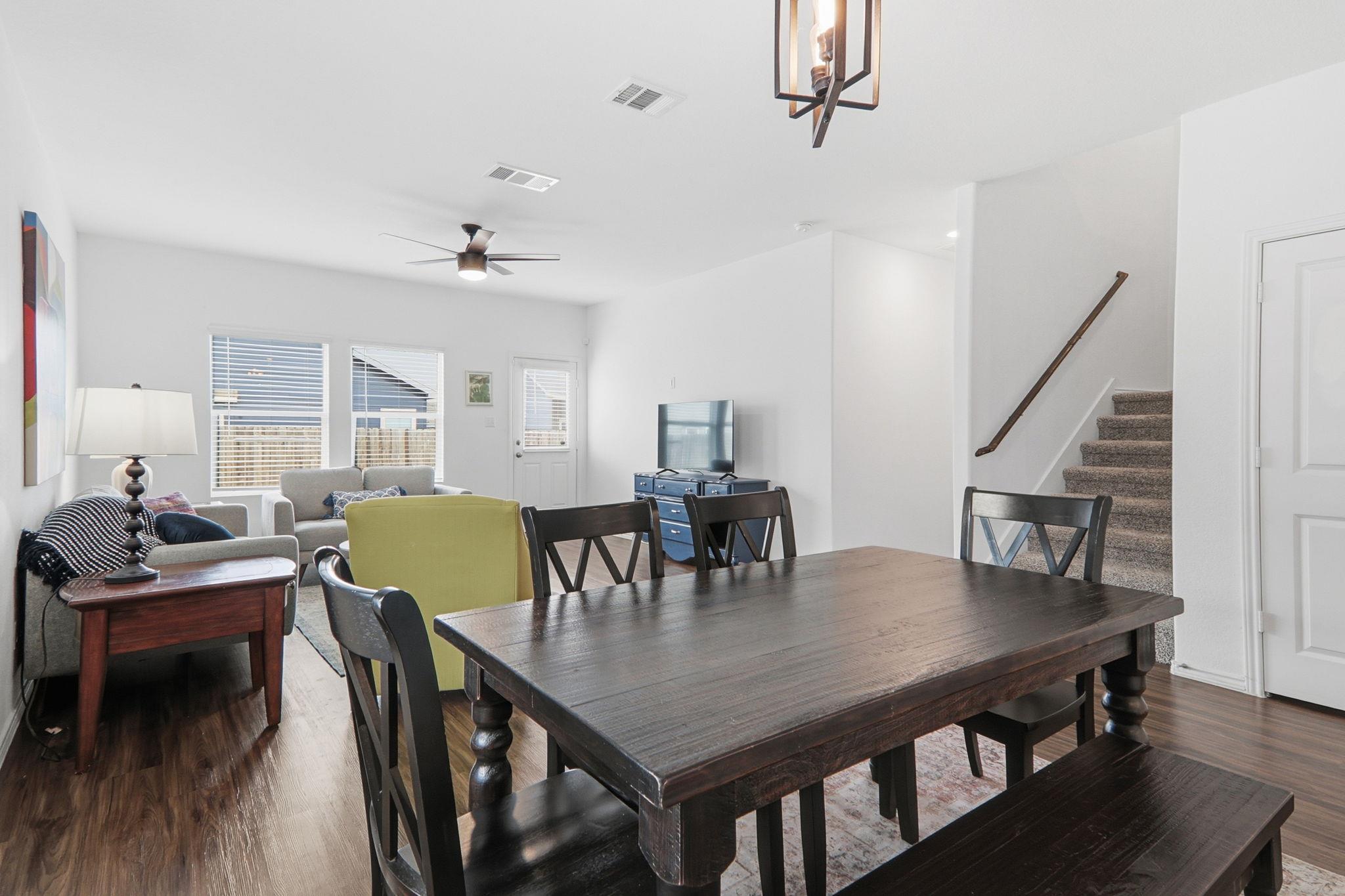 1200 Rio Frio Ln, Georgetown, TX 78626