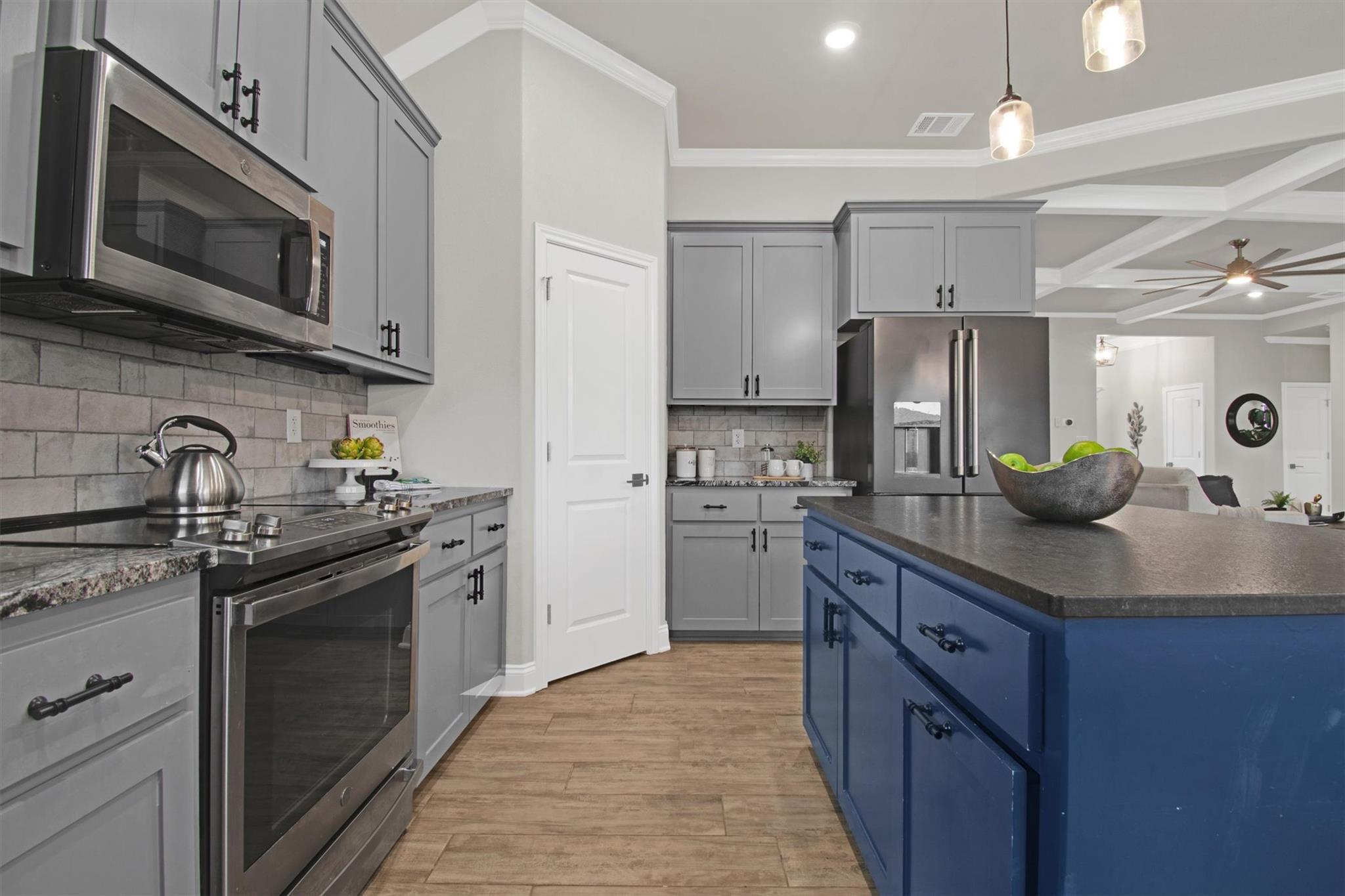 5404 Black Horse Ct, Waco, TX 76708