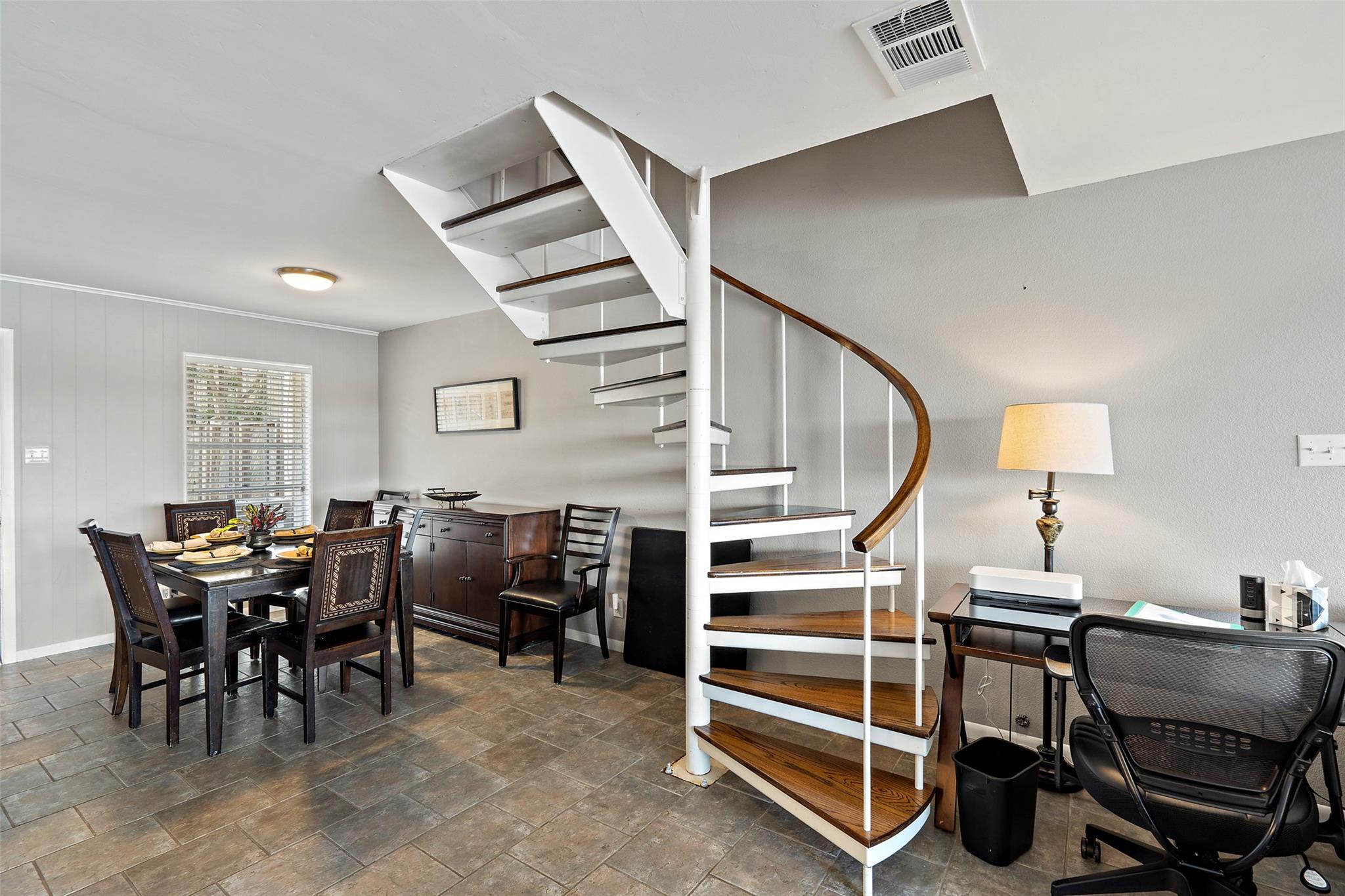 1601 Judy Lynn Dr # 111, Spicewood, TX 78669