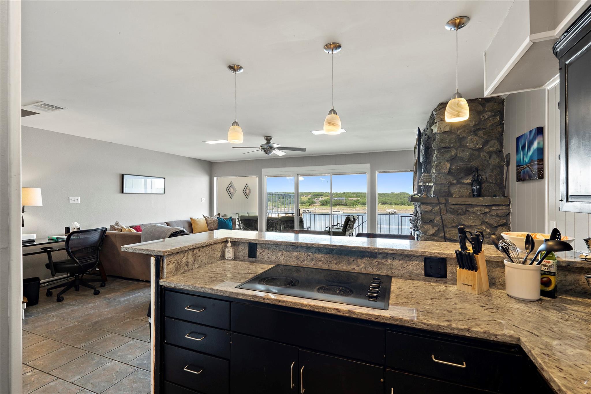 1601 Judy Lynn Dr # 111, Spicewood, TX 78669