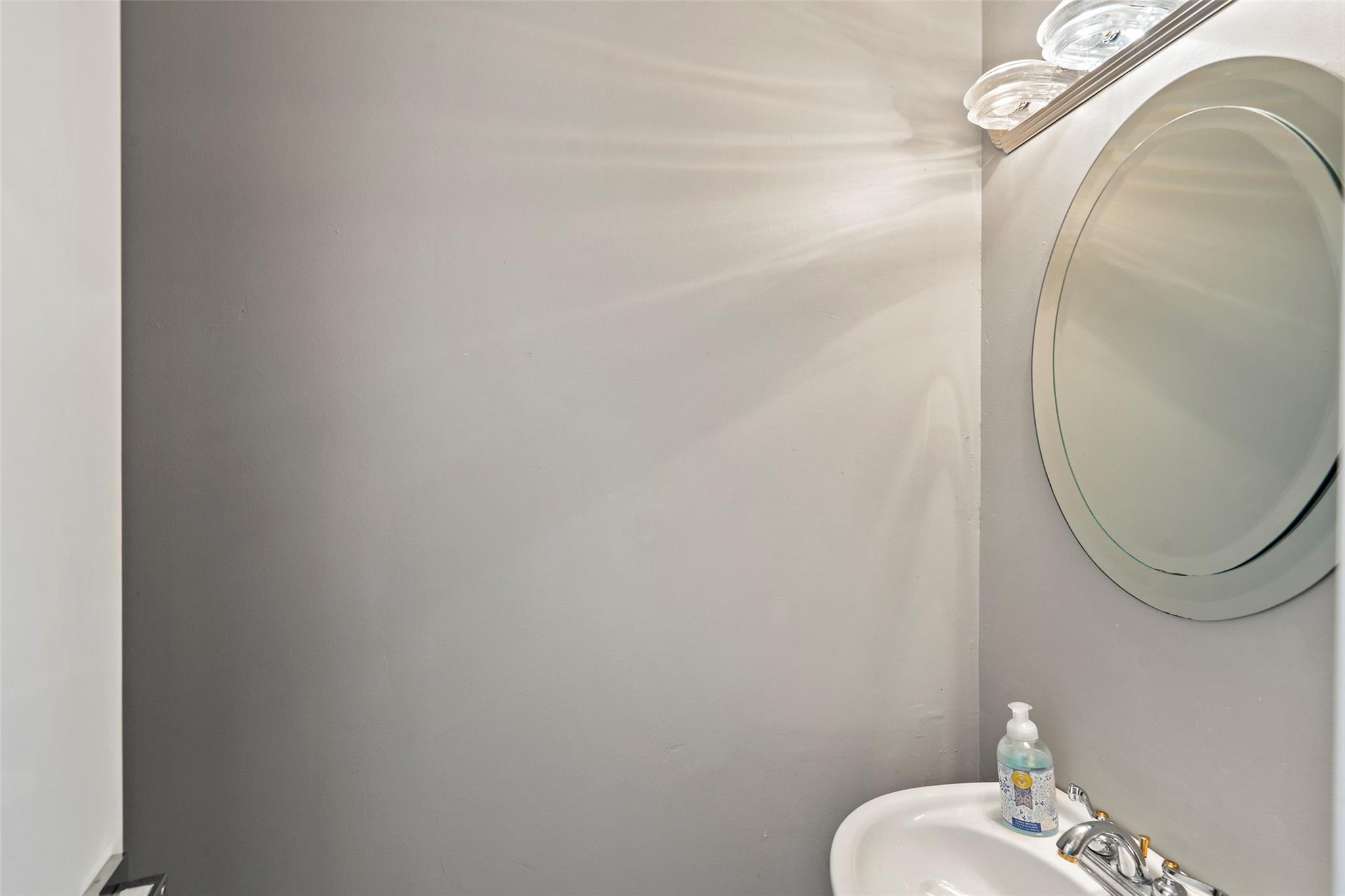 1601 Judy Lynn Dr # 111, Spicewood, TX 78669